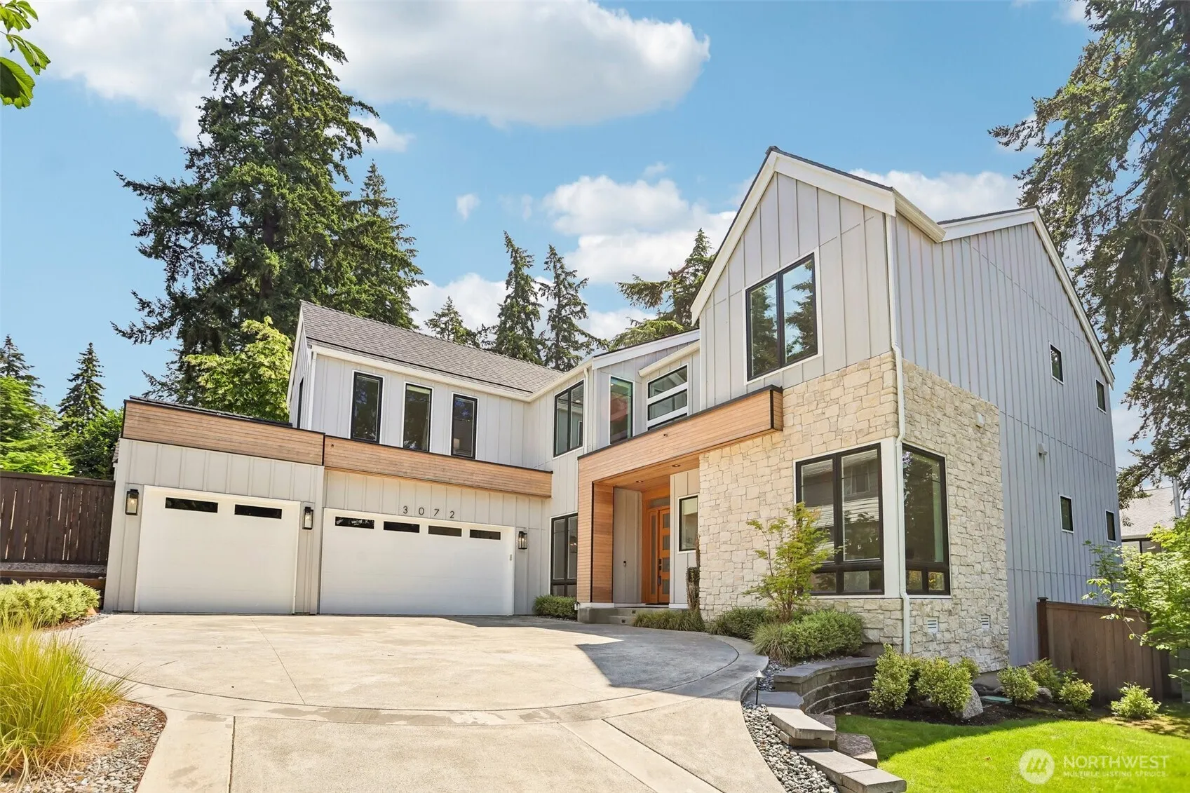 Property photo for 3072 106th Street Se, Bellevue