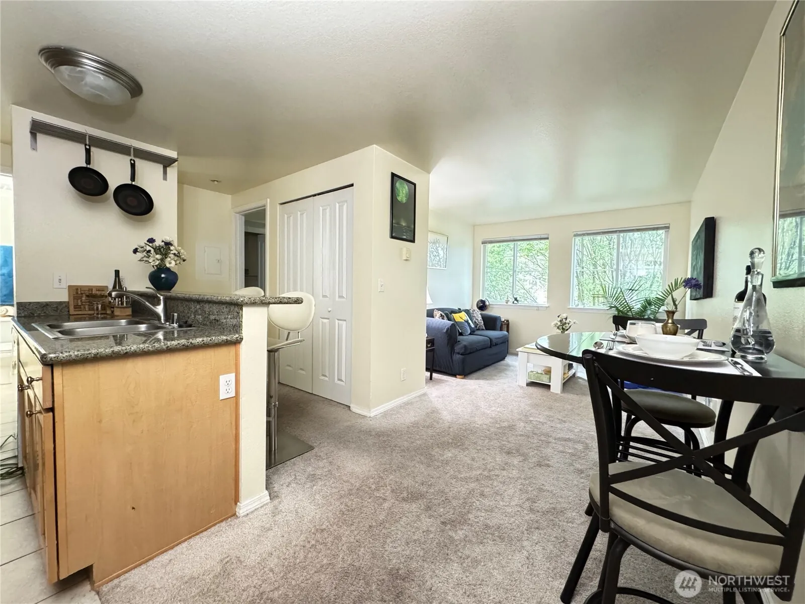 Property photo for 300 10th Avenue #b305, Seattle photo 3