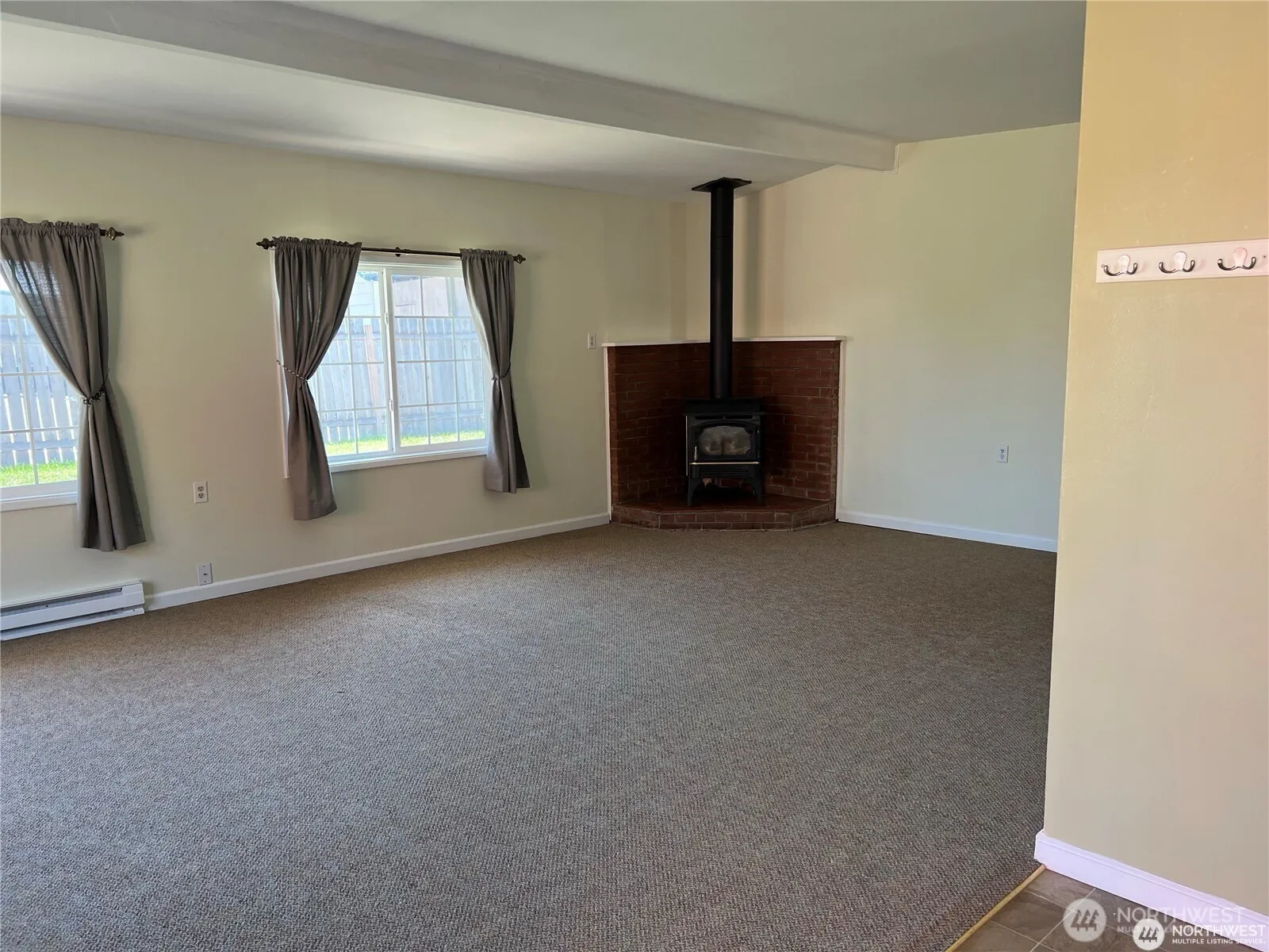 Property photo for 220 N Main Street, Kittitas photo 2