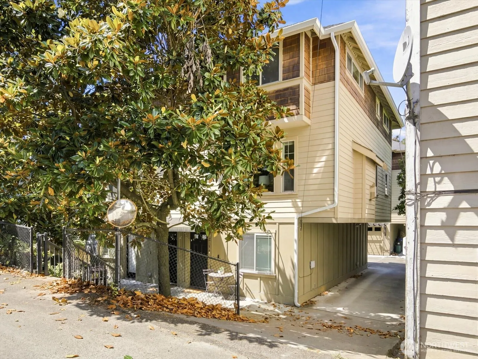 Property photo for 2106 E Terrace Street, Seattle