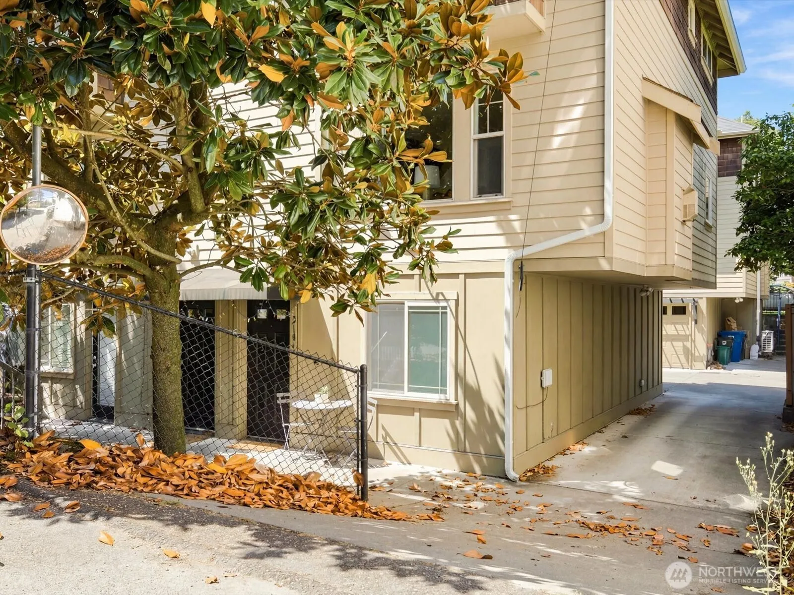Property photo for 2106 E Terrace Street, Seattle photo 2
