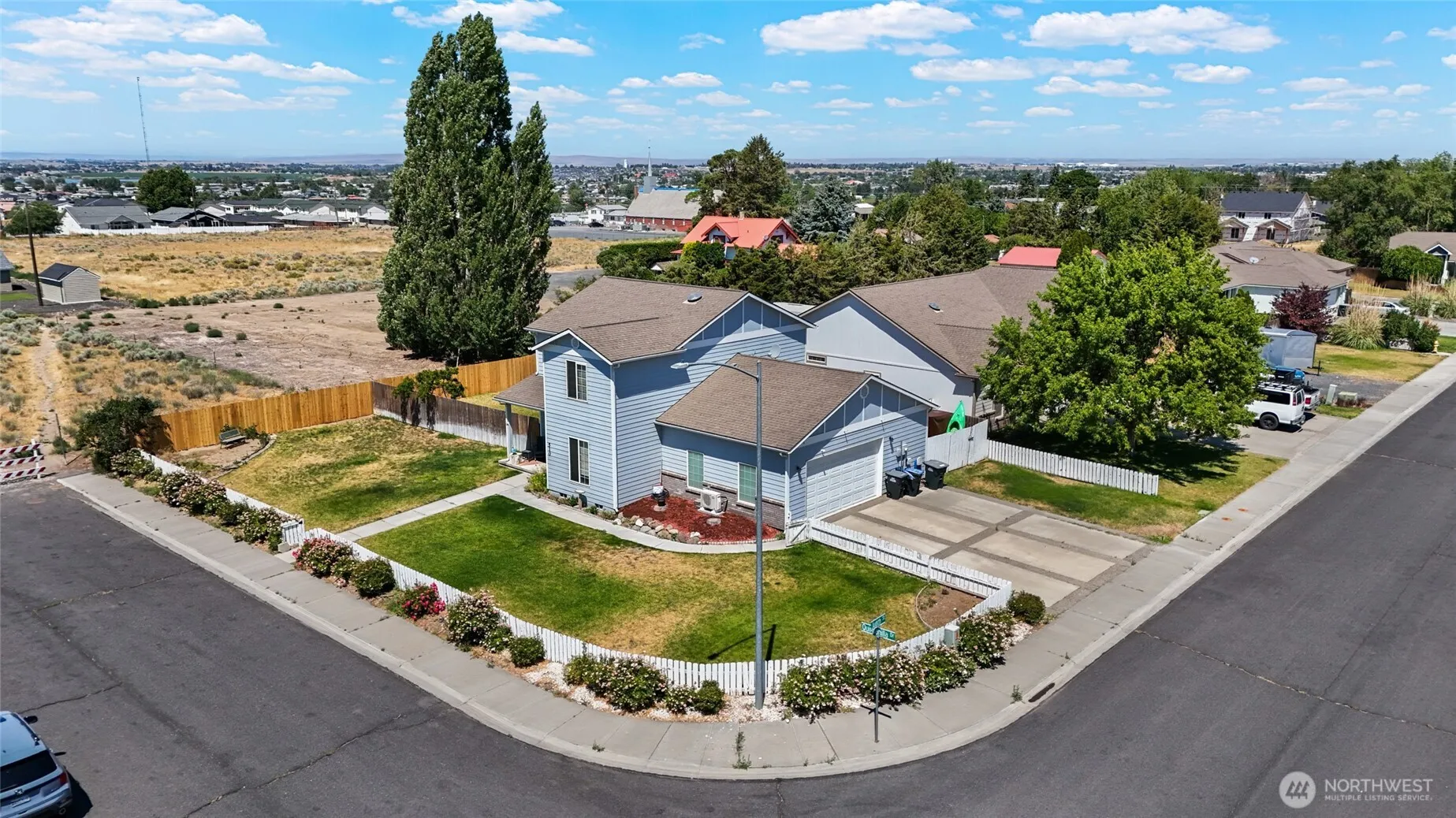 Property photo for 510 E Quintanilla Drive, Moses Lake photo 2