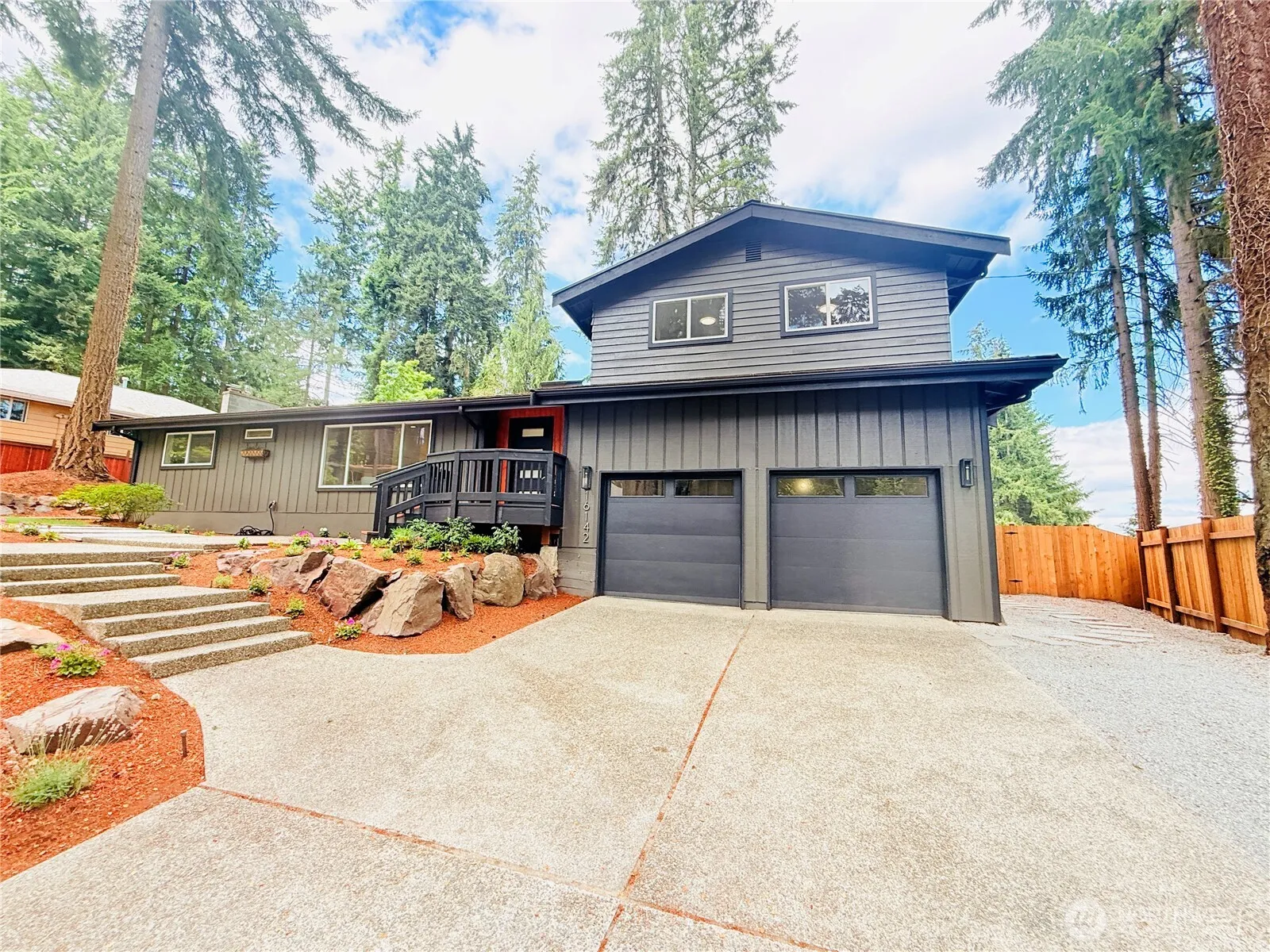 Property photo for 16142 Se 42 Place, Bellevue