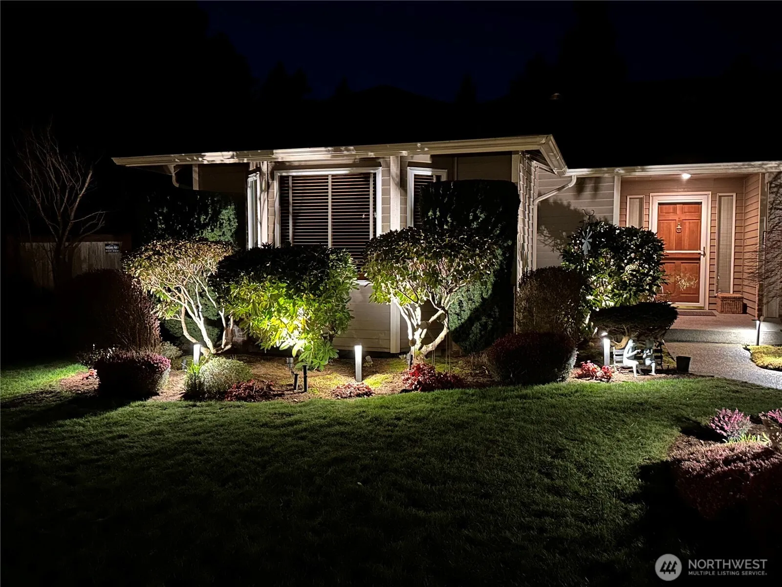 Property photo for 9806 Ne 197th Street, Bothell photo 2