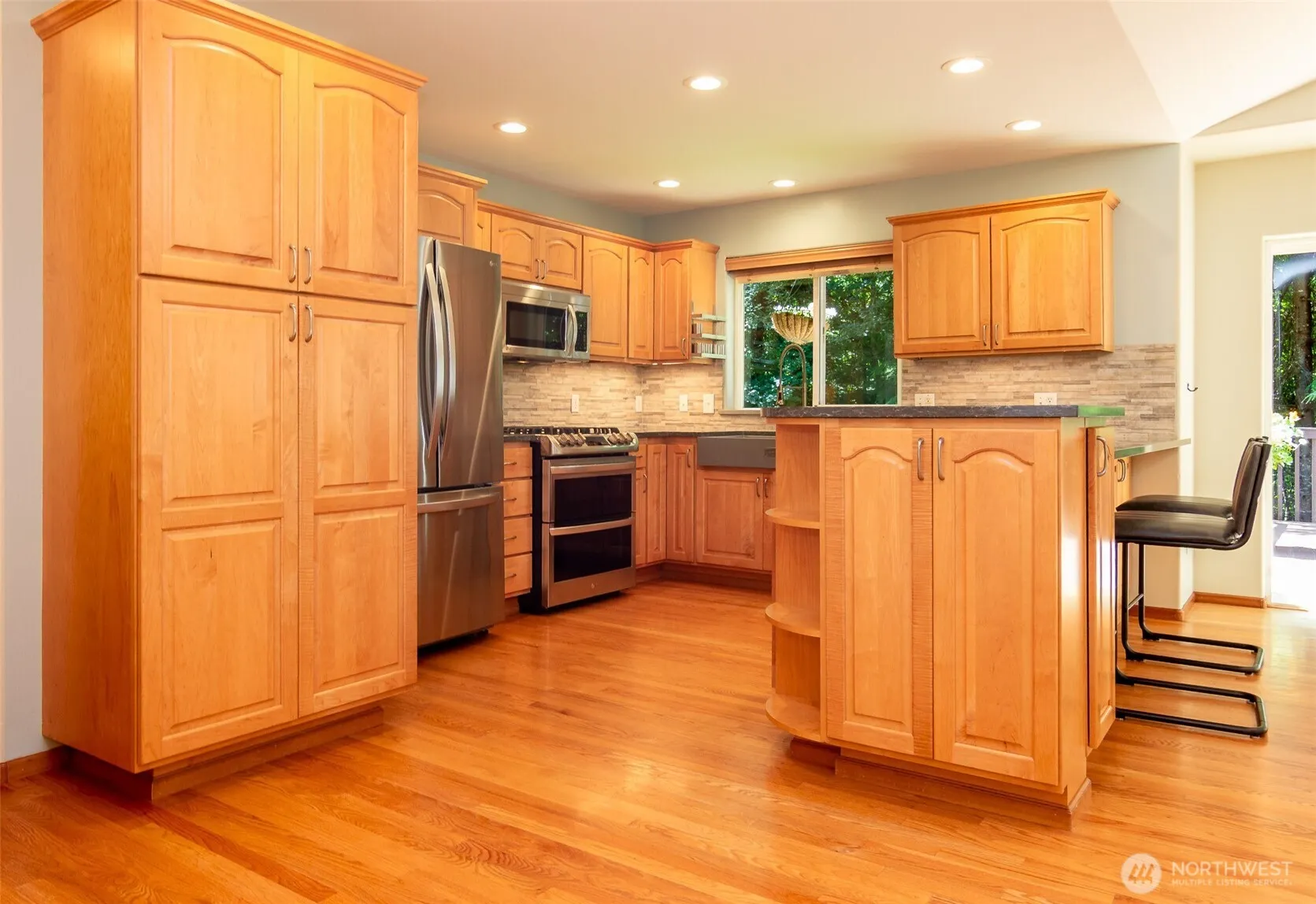 Property photo for 11 River Ridge Loop, Bellingham photo 4