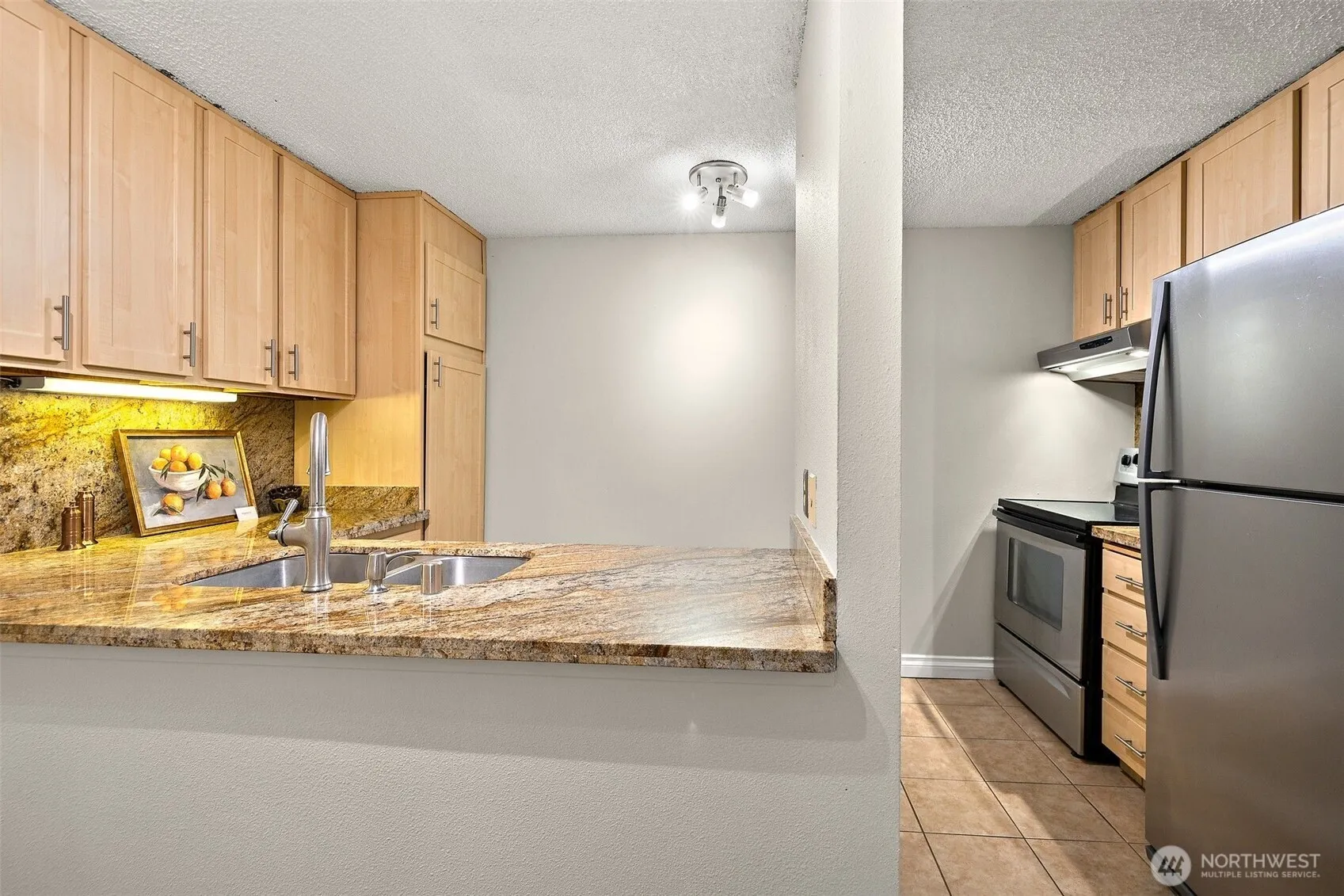 Property photo for 1300 University Street #4c, Seattle photo 4