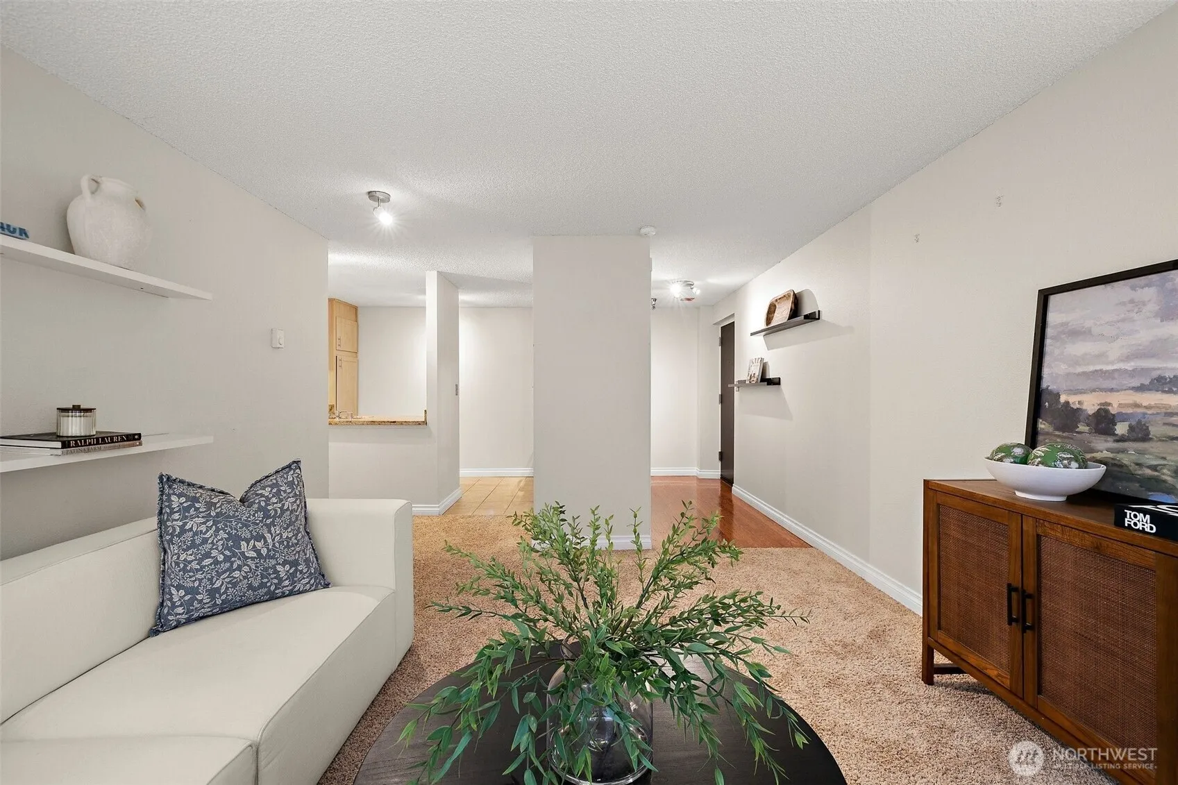 Property photo for 1300 University Street #4c, Seattle photo 3