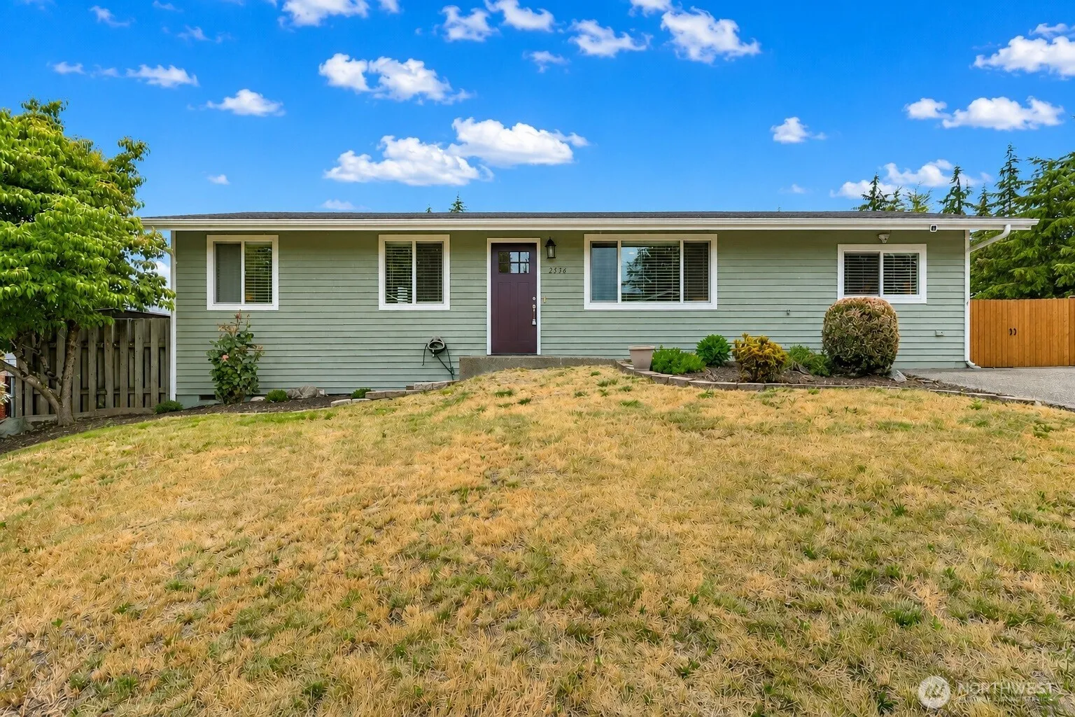 Property photo for 2536 S 365th Place, Federal Way