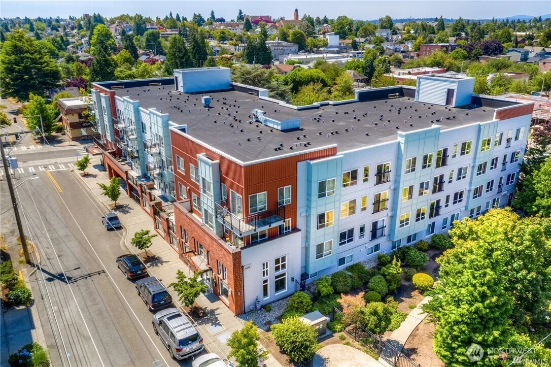 Property photo for 424 N 85th Street #406, Seattle photo 3