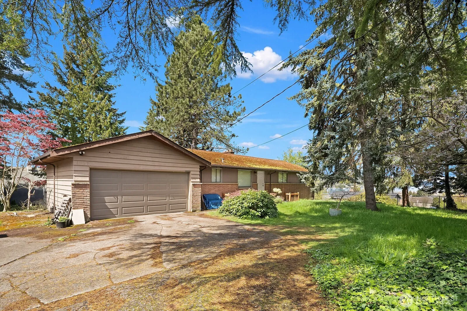 Property photo for 3737 Park Avenue N, Renton photo 2