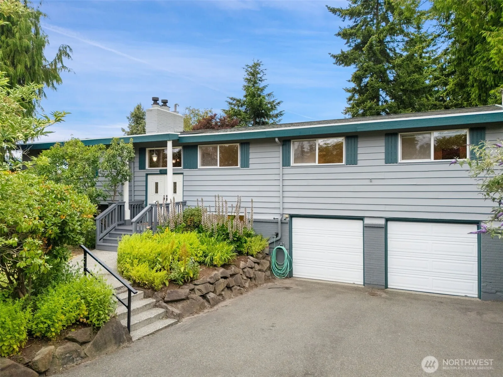 Property photo for 1011 Carol Way, Edmonds photo 3