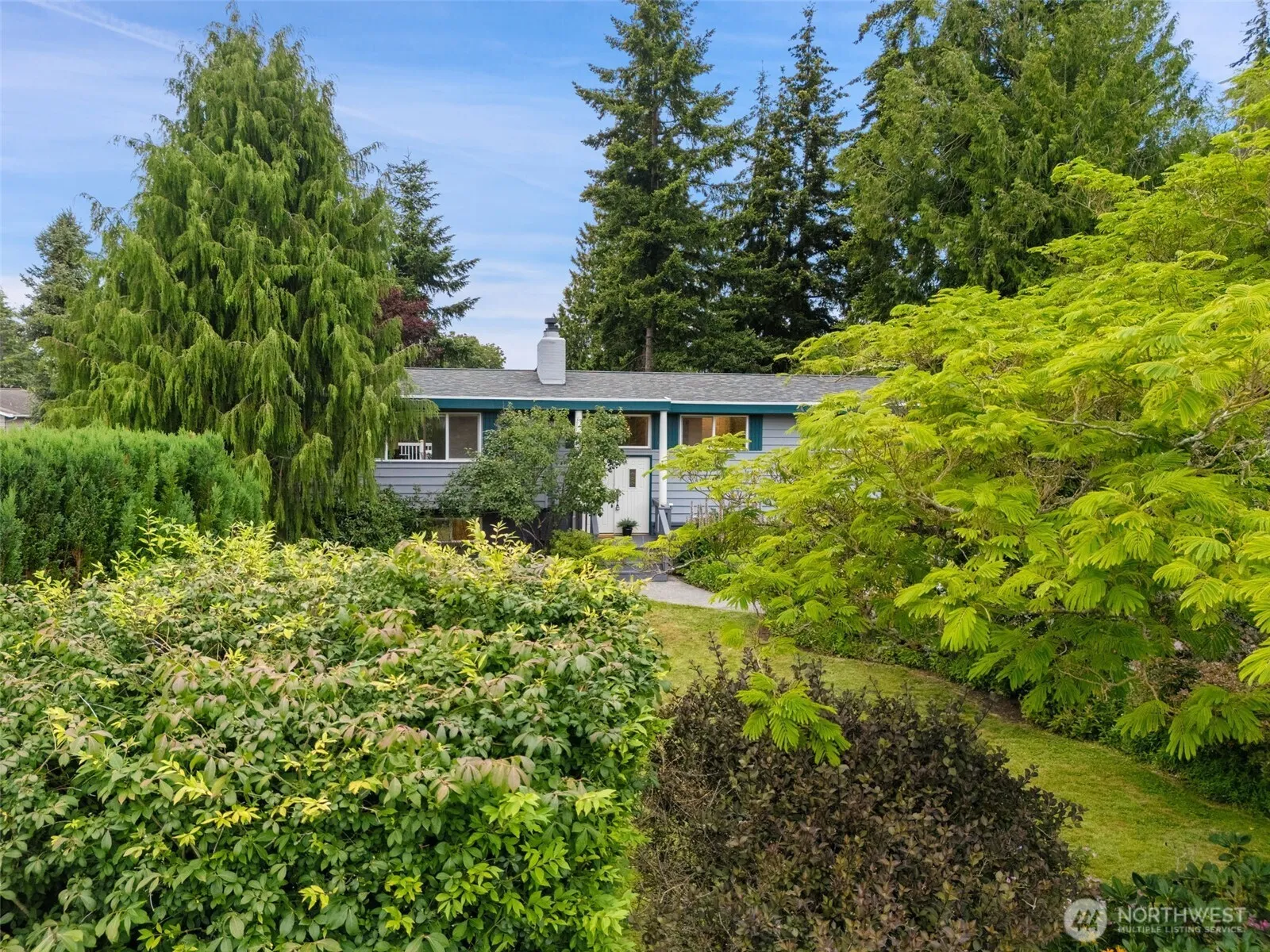 Property photo for 1011 Carol Way, Edmonds photo 2