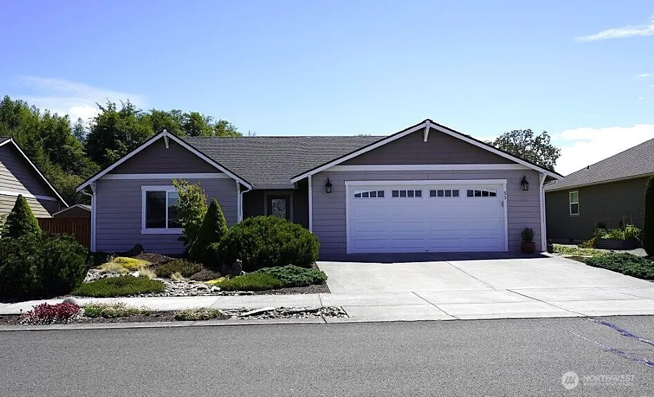 Property photo for 51 Jara Way, Sequim