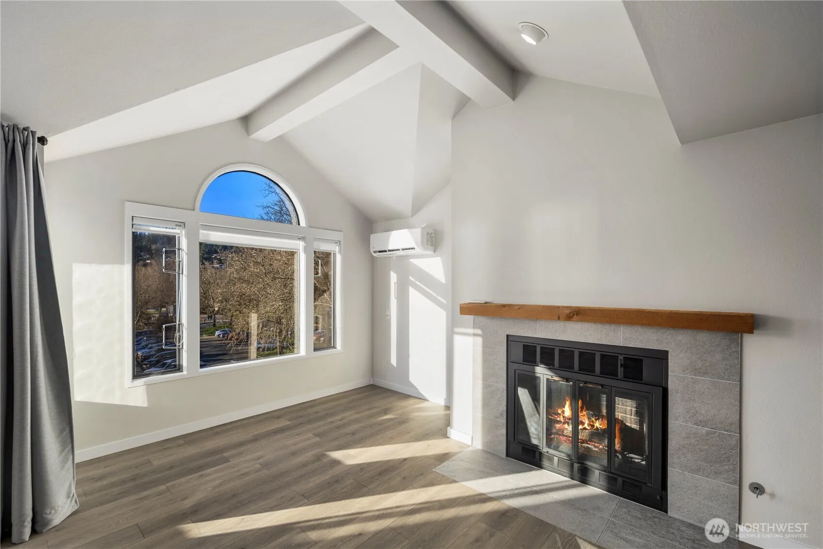 Property photo for 6121 Ne 175th Street #a402, Kenmore photo 5