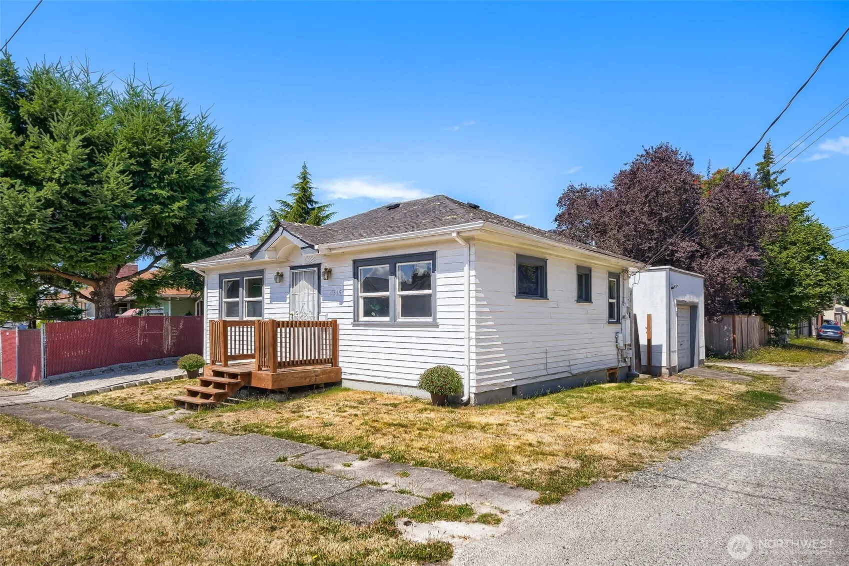 Property photo for 1315 S 43rd St, Tacoma photo 3