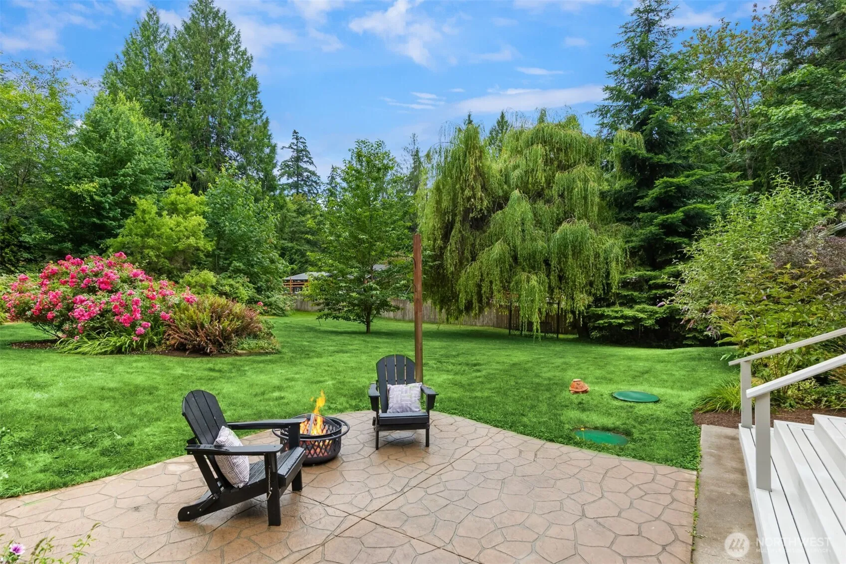 Property photo for 11727 Arrow Point Drive Ne, Bainbridge Island photo 3