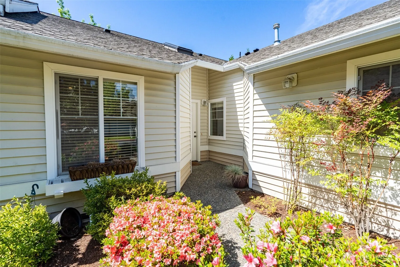 Property photo for 4304 S 220th Place, Kent photo 5