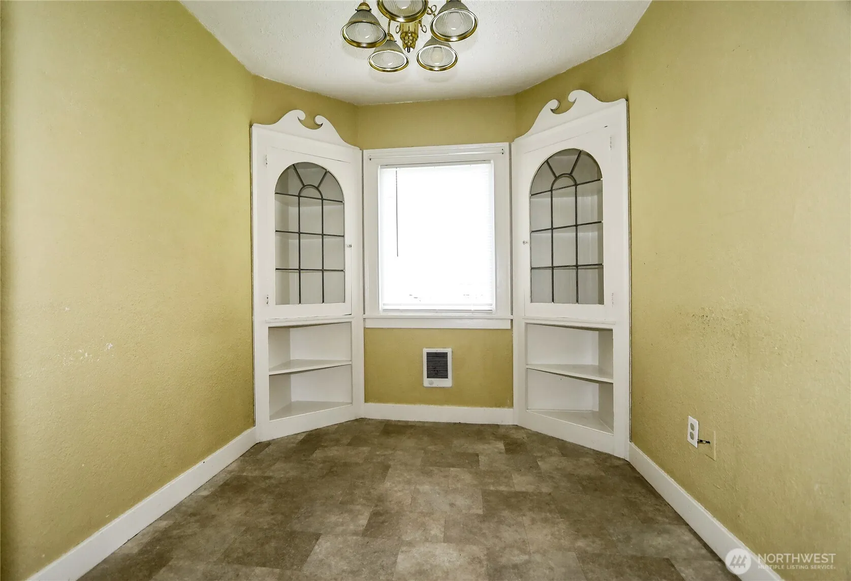 Property photo for 1111 Chenault Avenue, Hoquiam photo 5