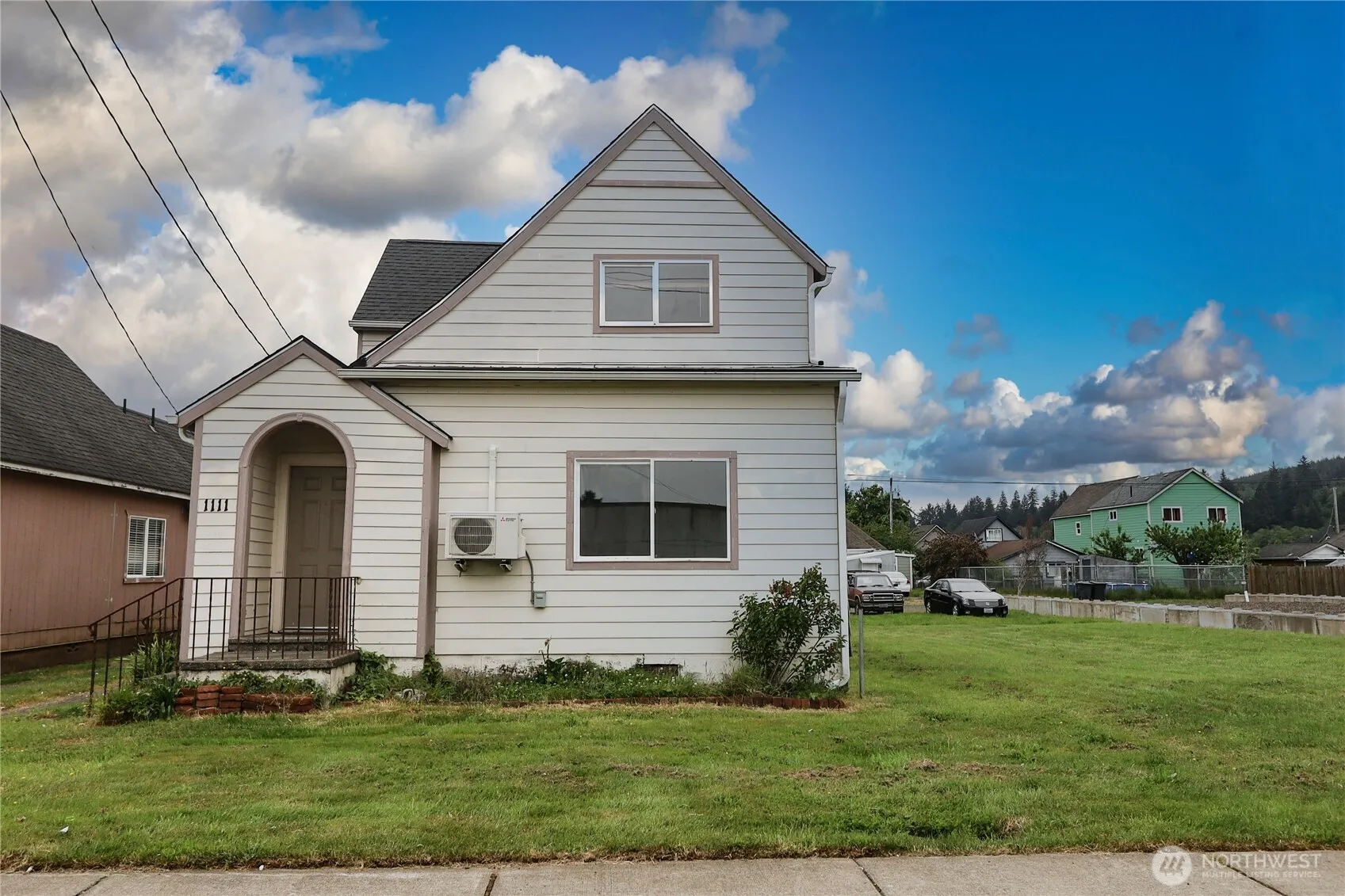 Property photo for 1111 Chenault Avenue, Hoquiam
