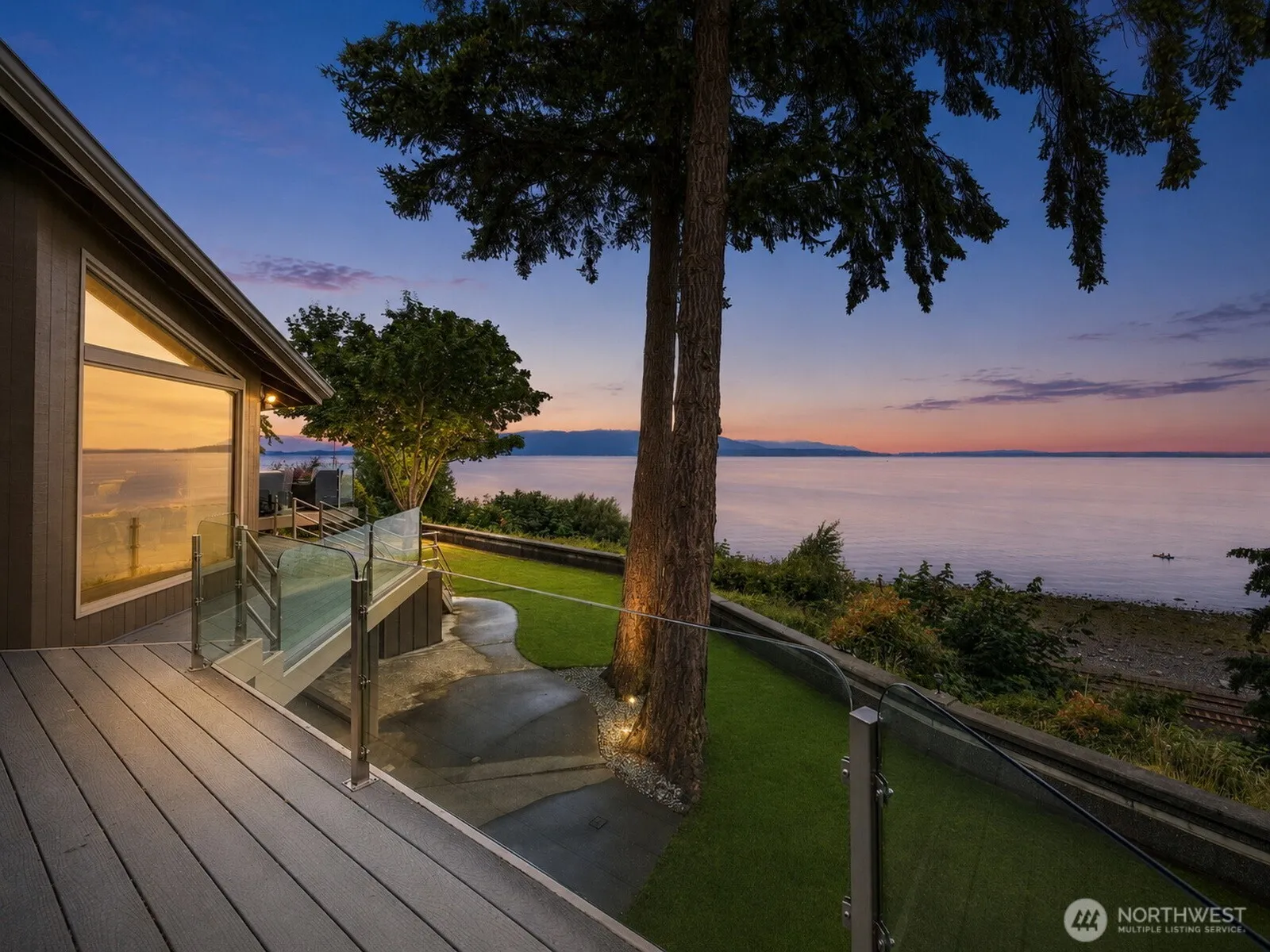 Property photo for 24 Shorewood Drive, Bellingham photo 2