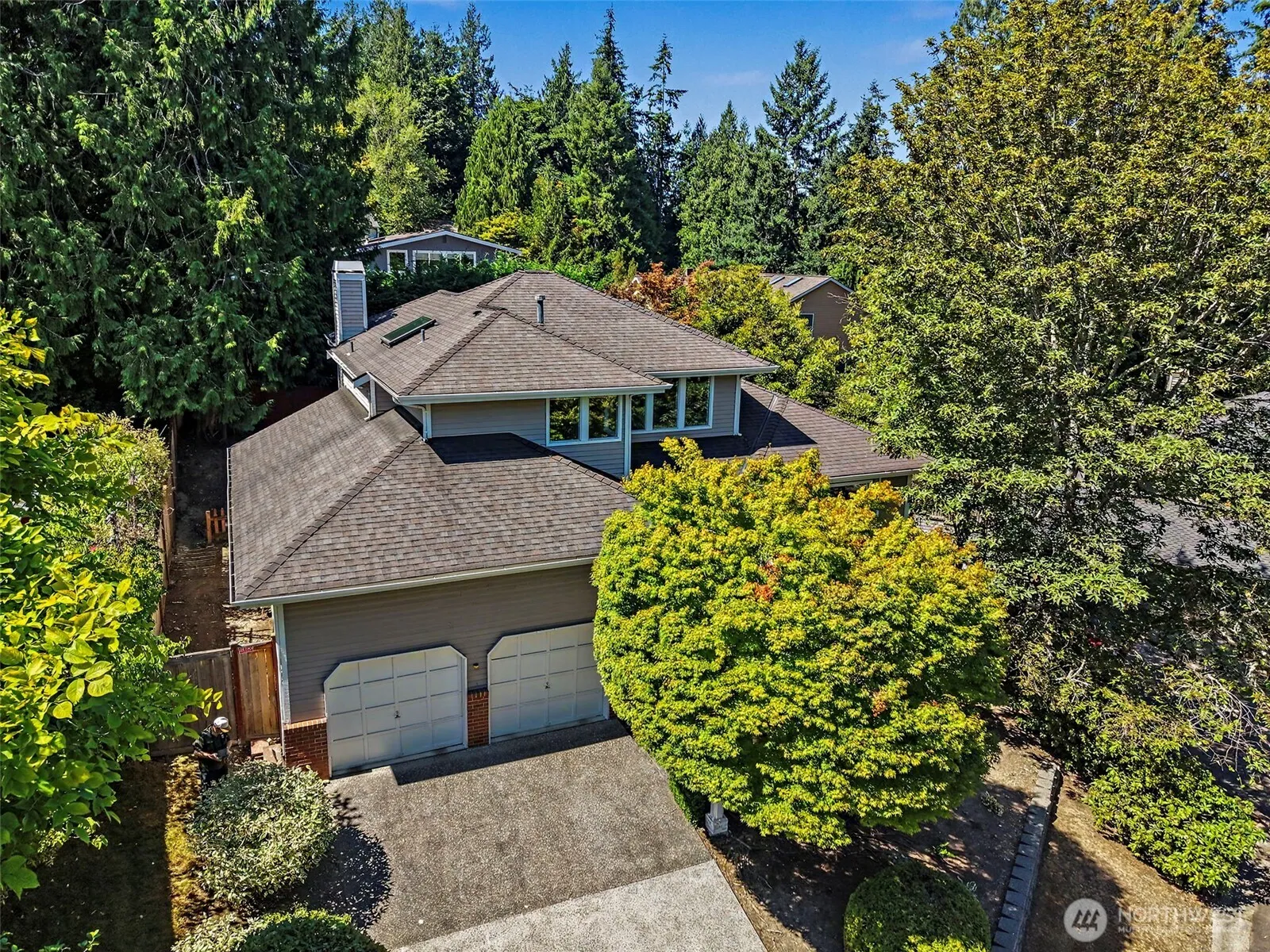 Property photo for 1819 221st Place Ne, Sammamish photo 2