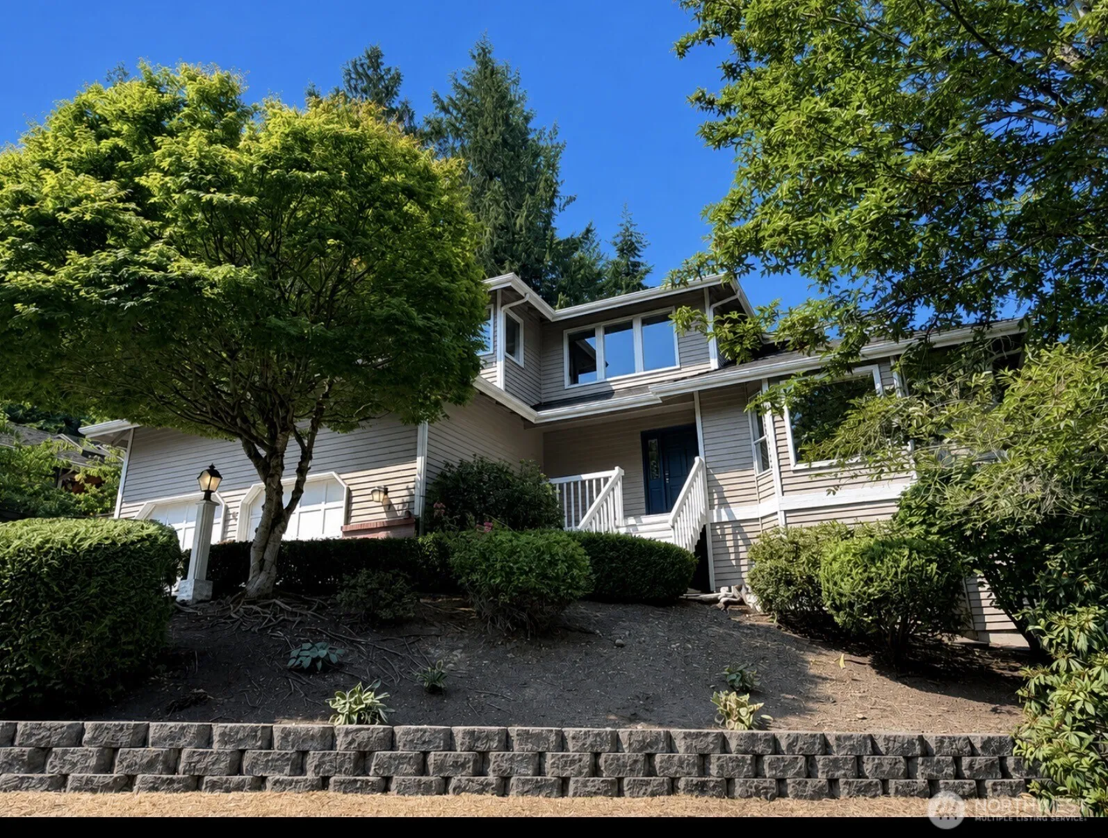 Property photo for 1819 221st Place Ne, Sammamish