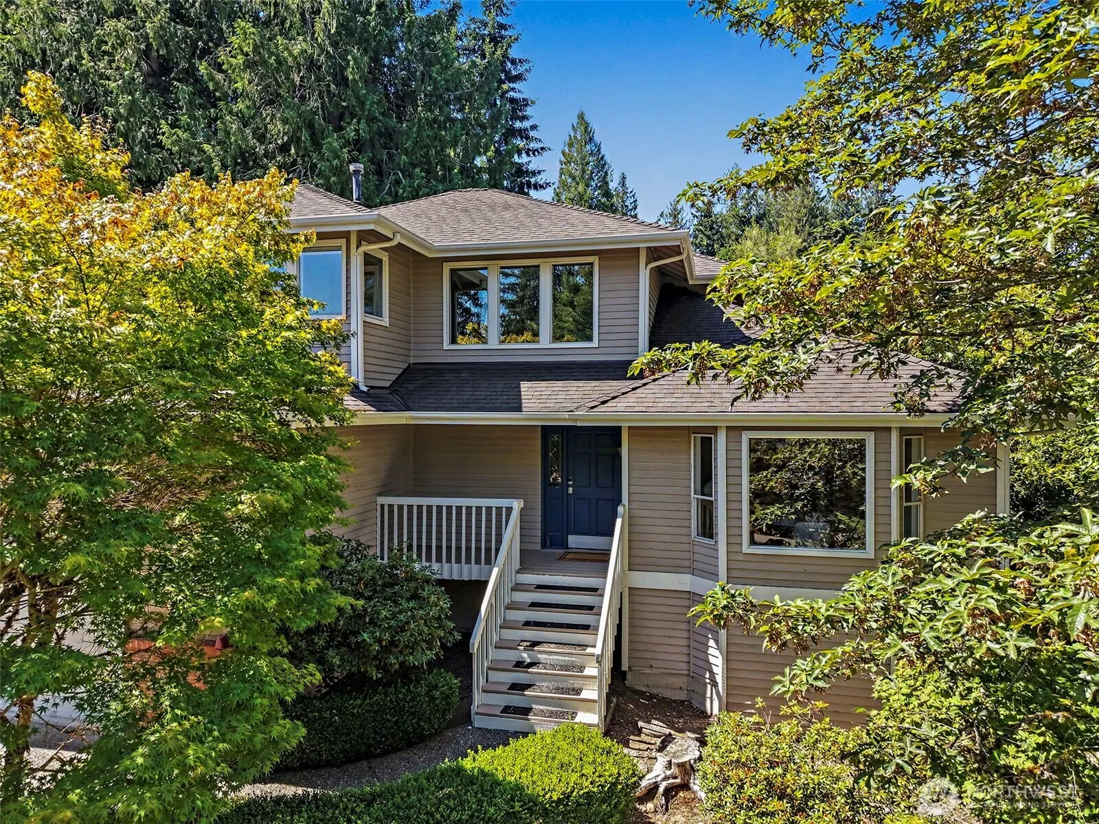 Property photo for 1819 221st Place Ne, Sammamish photo 3