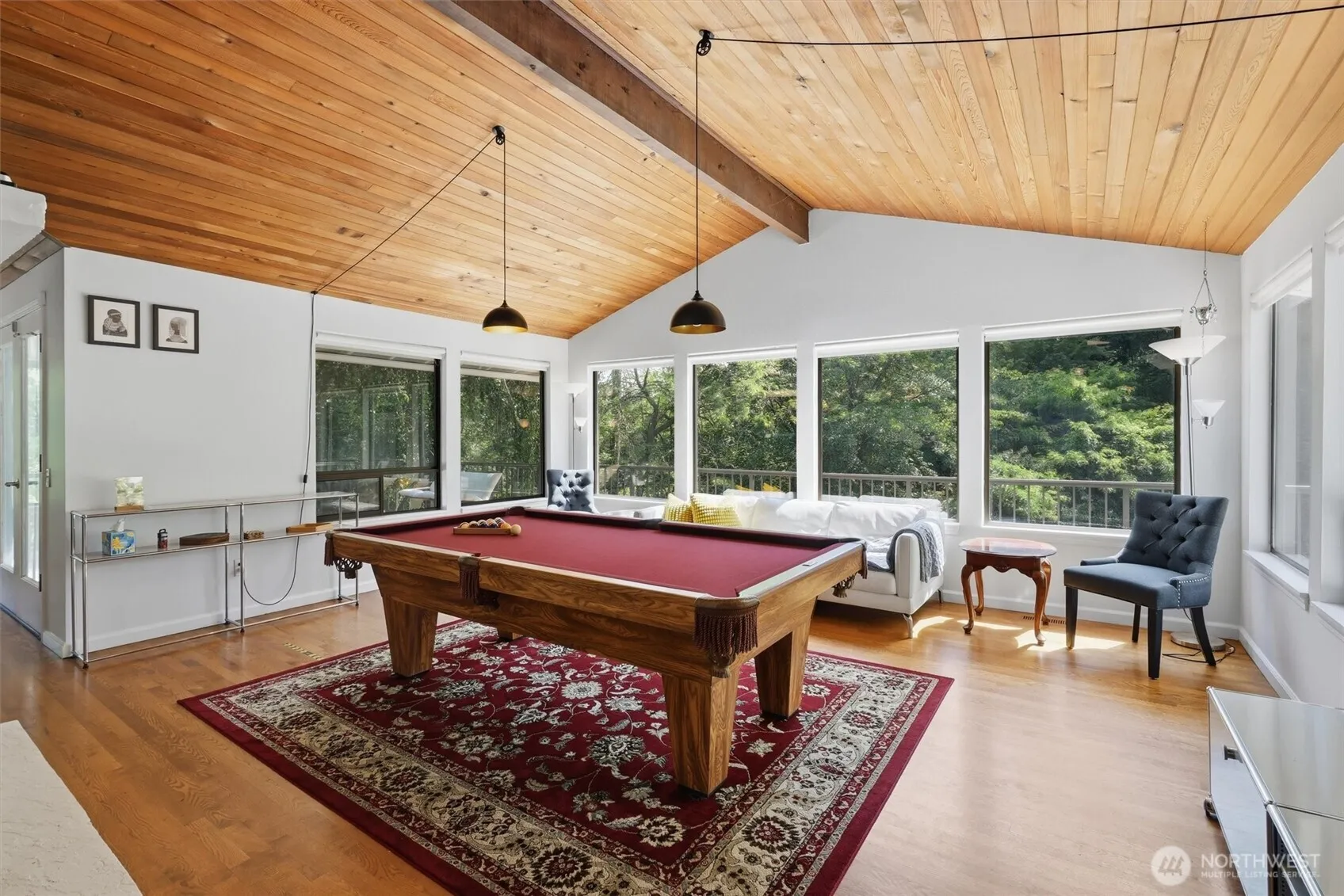 Property photo for 20425 Little Bearcreek Road, Woodinville photo 4