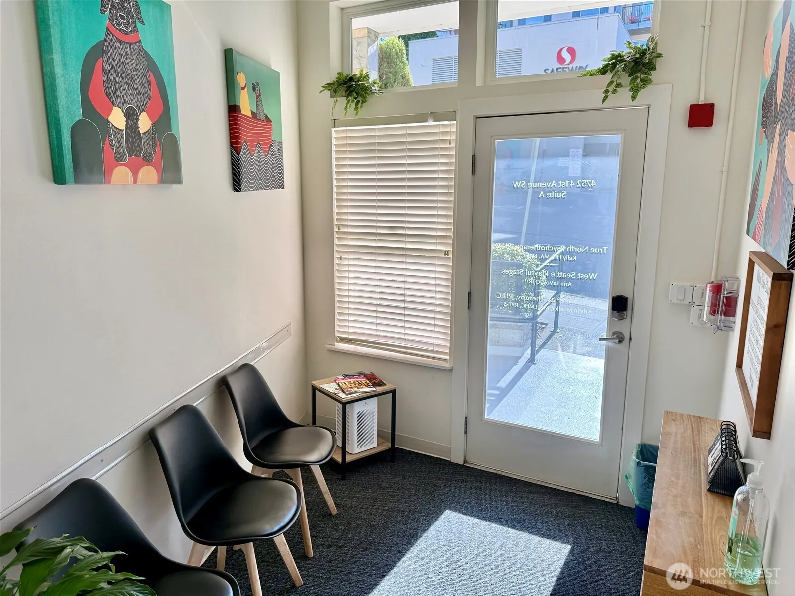 Property photo for 4752 41st Avenue Sw #a, Seattle photo 5
