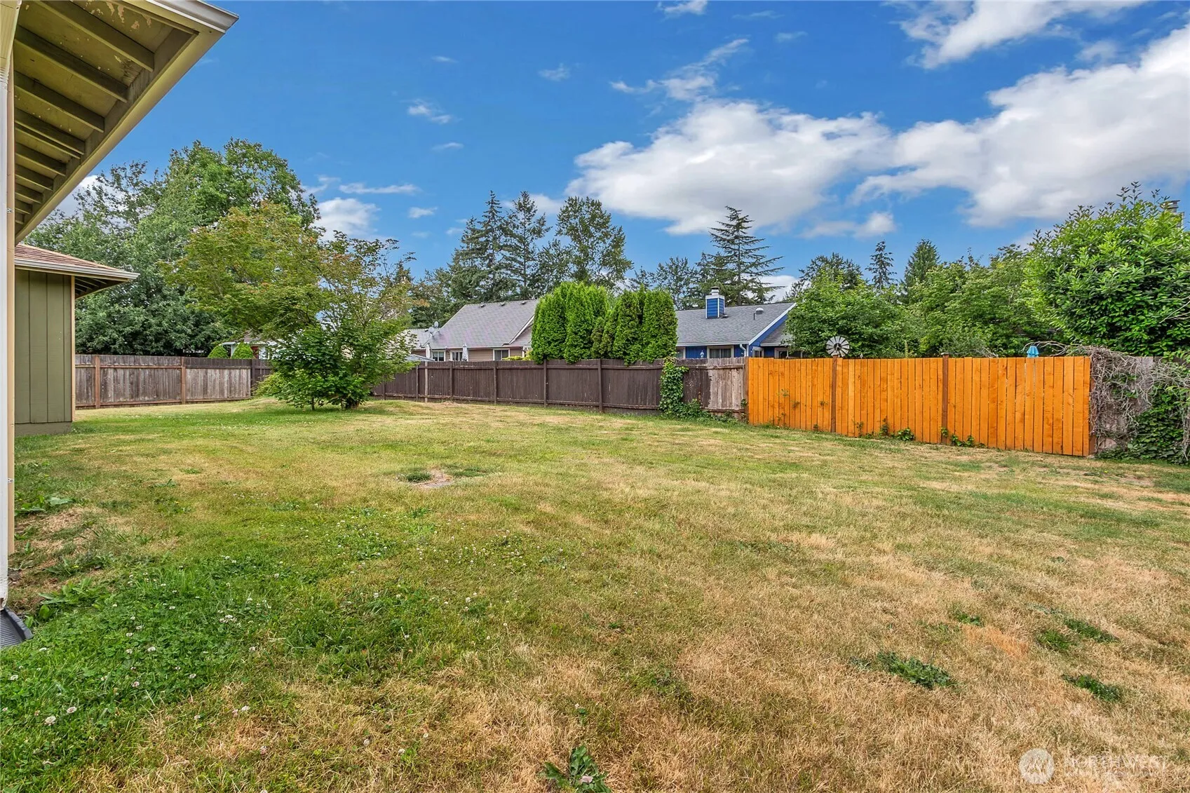 Property photo for 32219 14th Avenue Sw, Federal Way photo 3