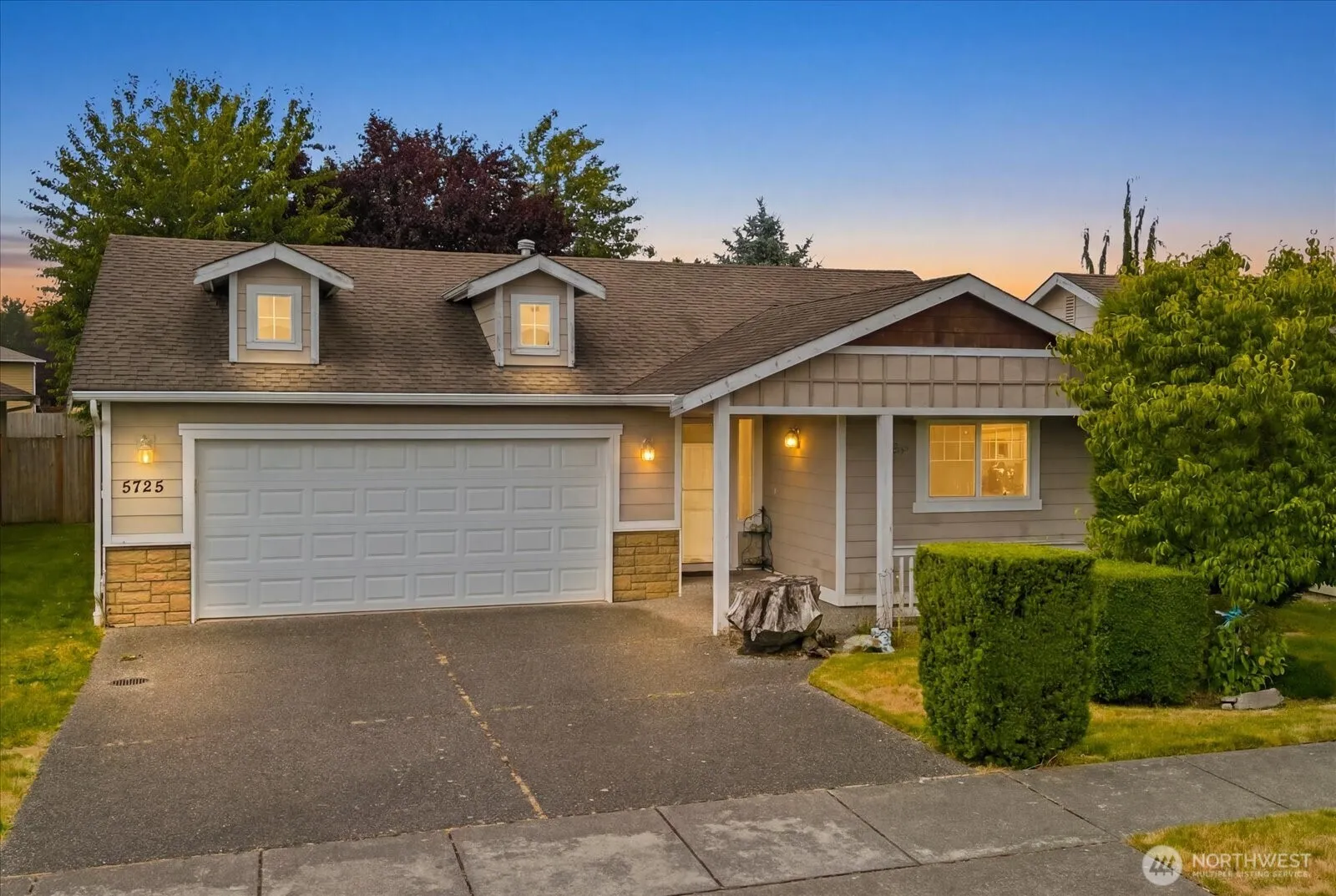 Property photo for 5725 121st Place Ne, Marysville