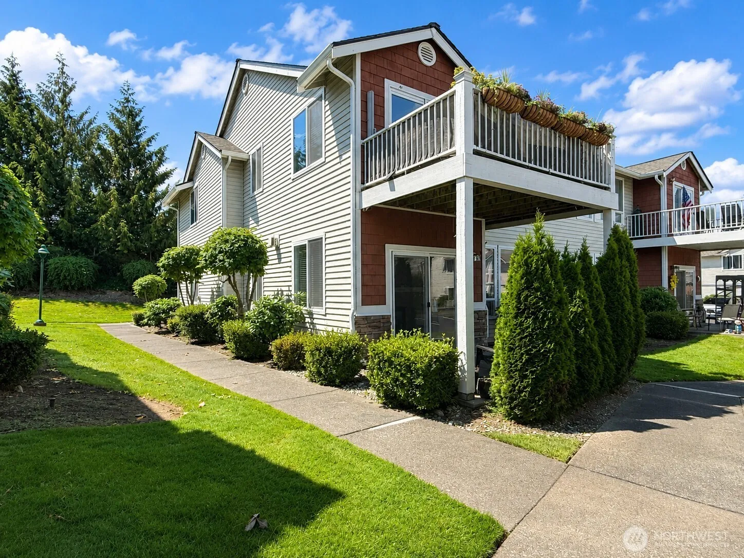 Property photo for 800 96th Avenue Ne #i 102, Lake Stevens