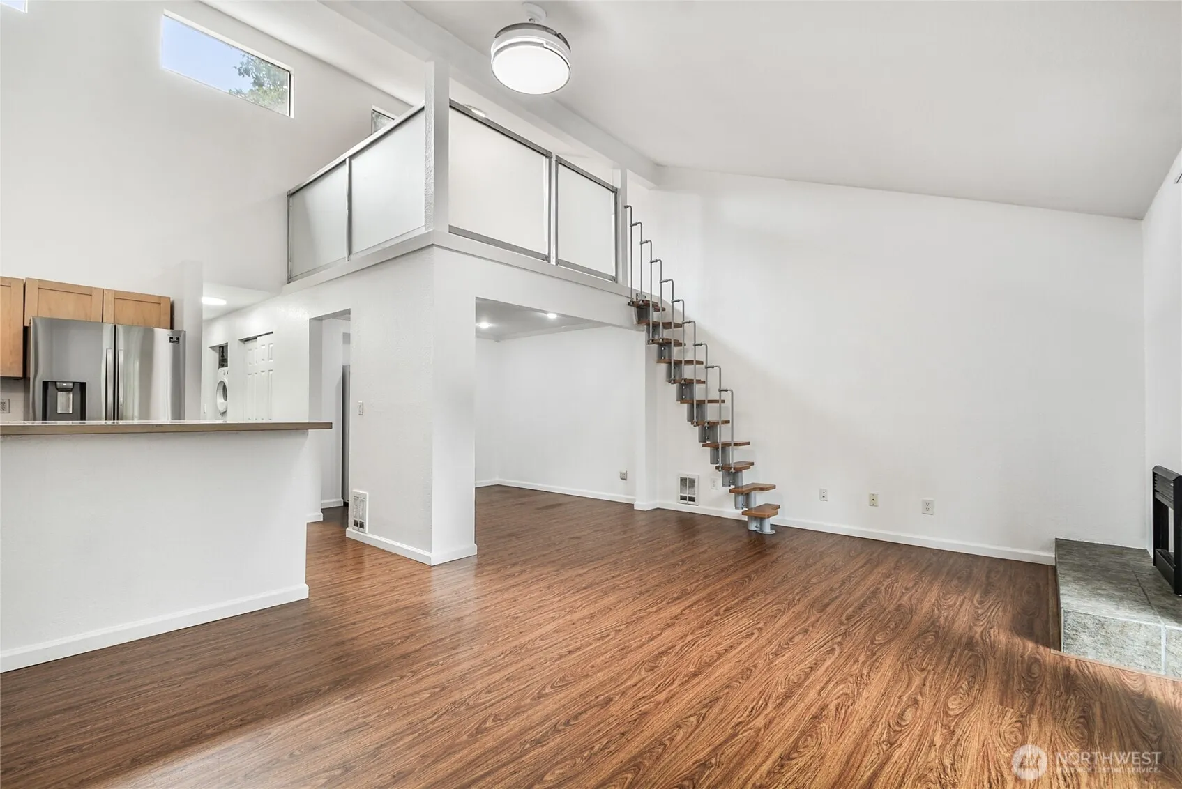 Property photo for 12037 100th Avenue Ne #206, Kirkland photo 3