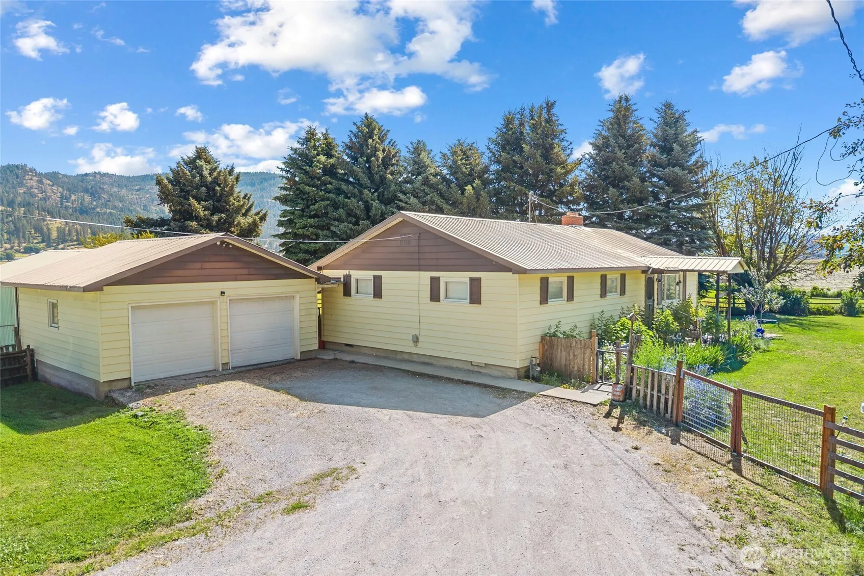 Property photo for 511 Valley Westside Road, Colville