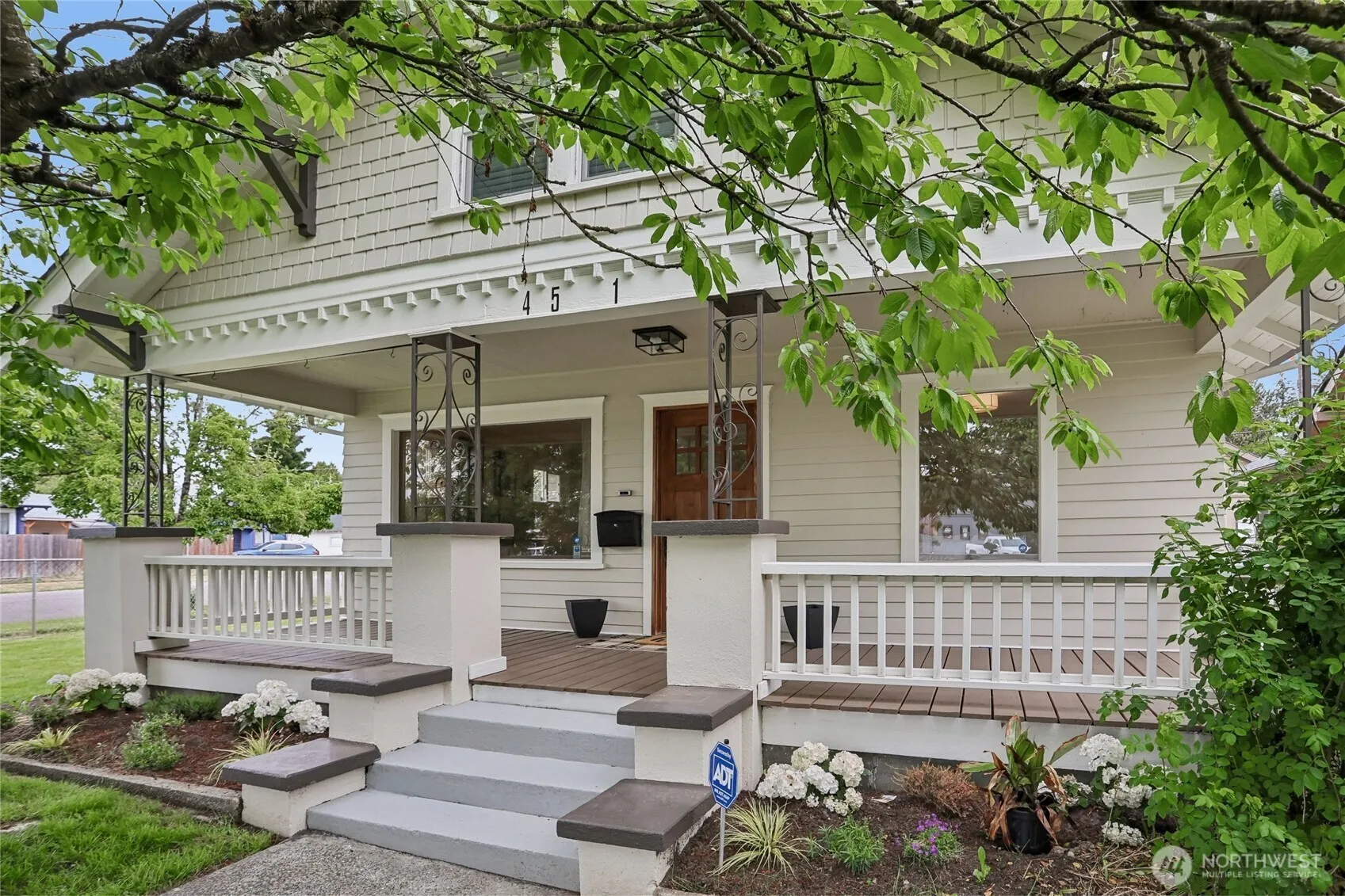 Property photo for 4501 Pacific Avenue, Tacoma photo 3