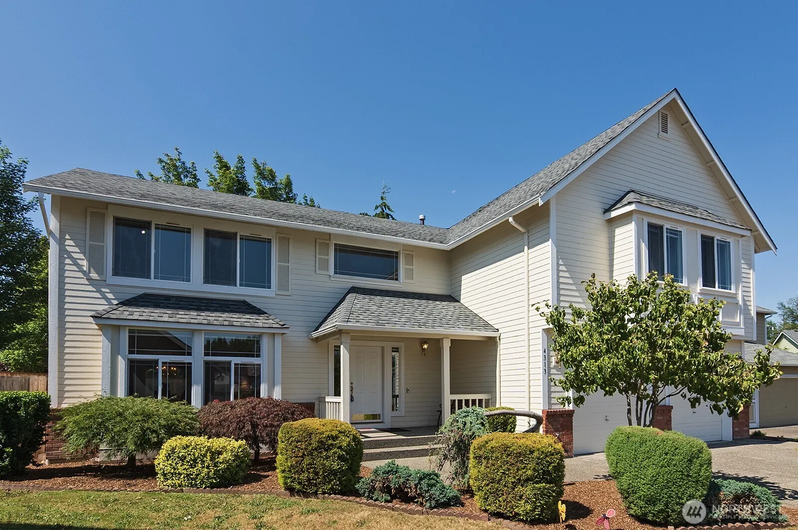 Property photo for 4313 Ne 6th Court, Renton