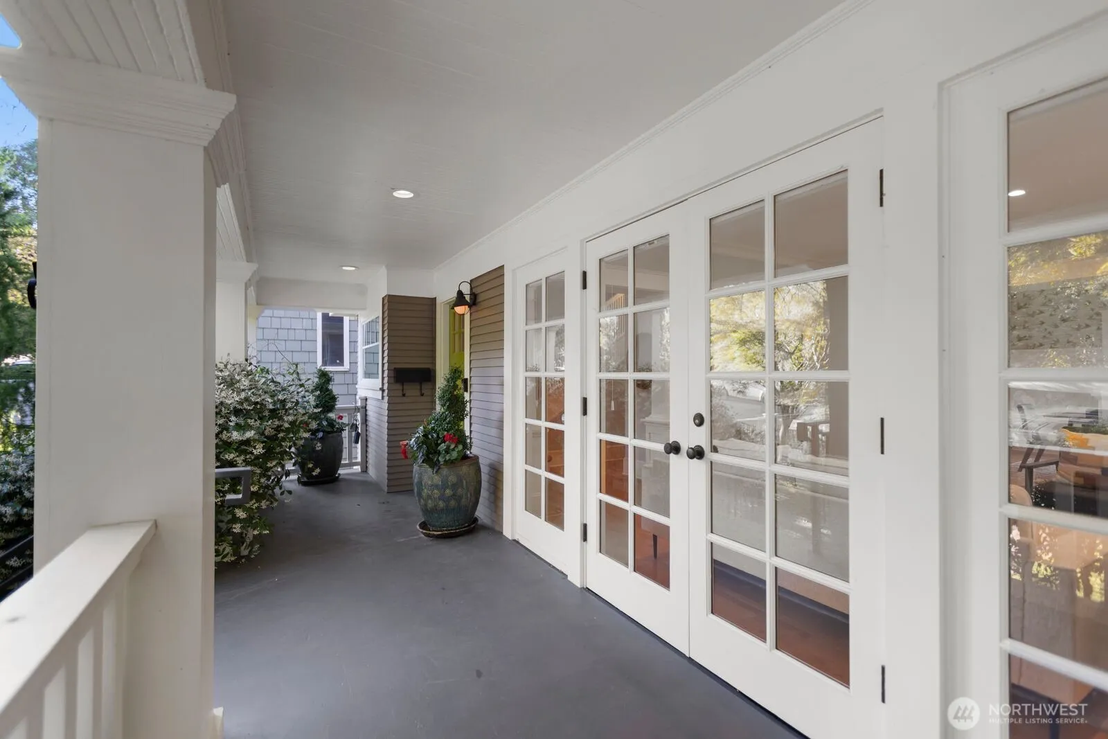 Property photo for 426 Smith Street, Seattle photo 3