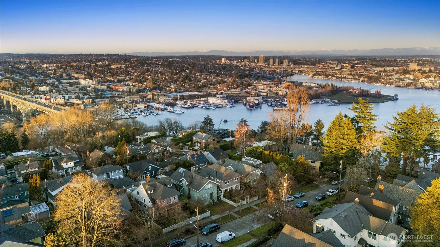 Property photo for 426 Smith Street, Seattle photo 5