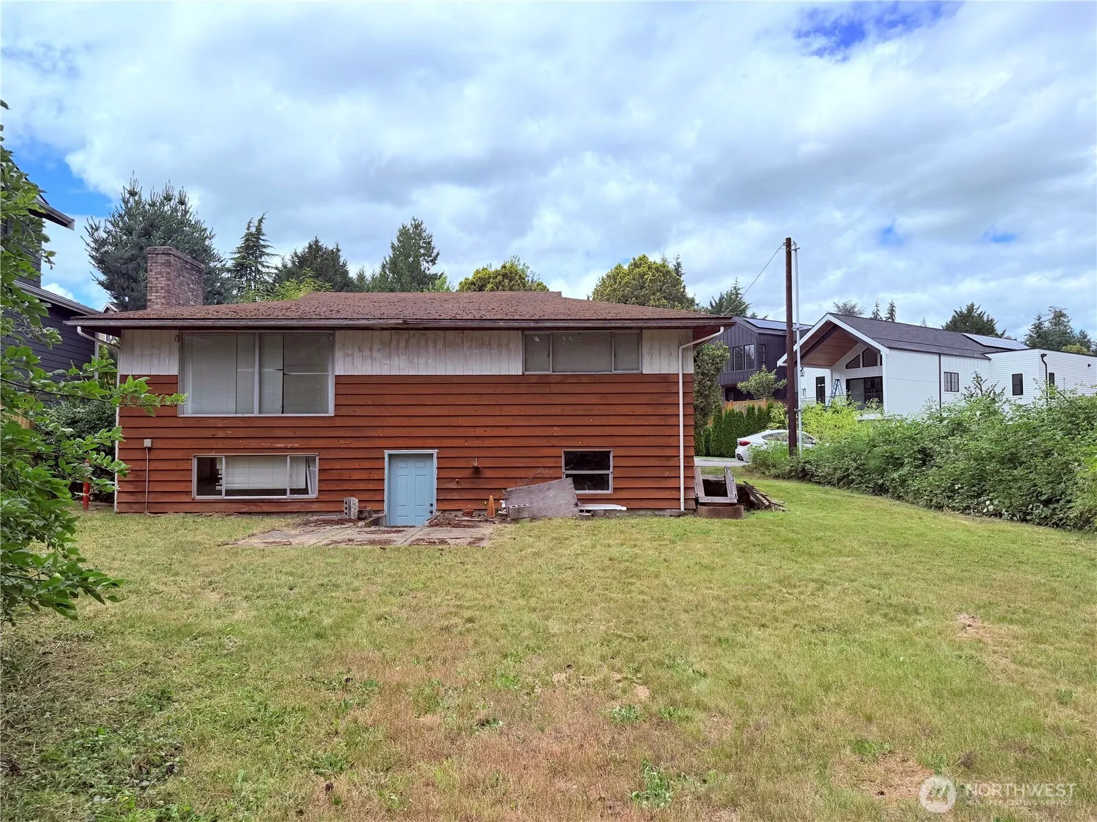 Property photo for 1520 102nd Avenue Ne, Bellevue photo 5