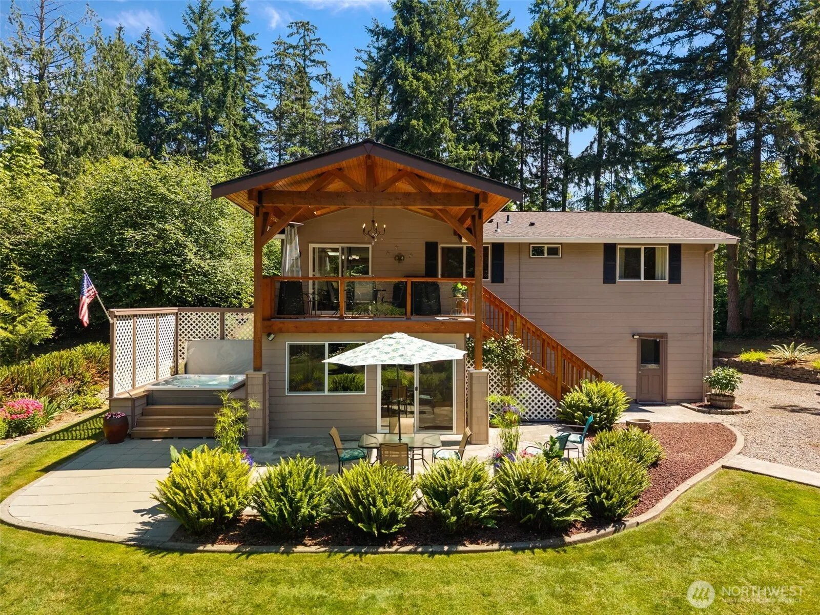 Property photo for 17729 S Tapps Drive E, Lake Tapps photo 2
