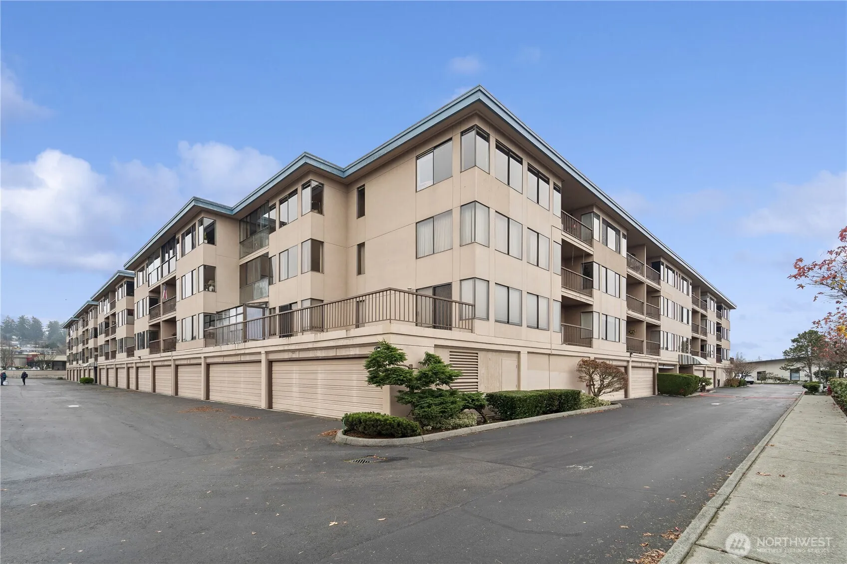 Property photo for 601 S 227th Street #401n, Des Moines