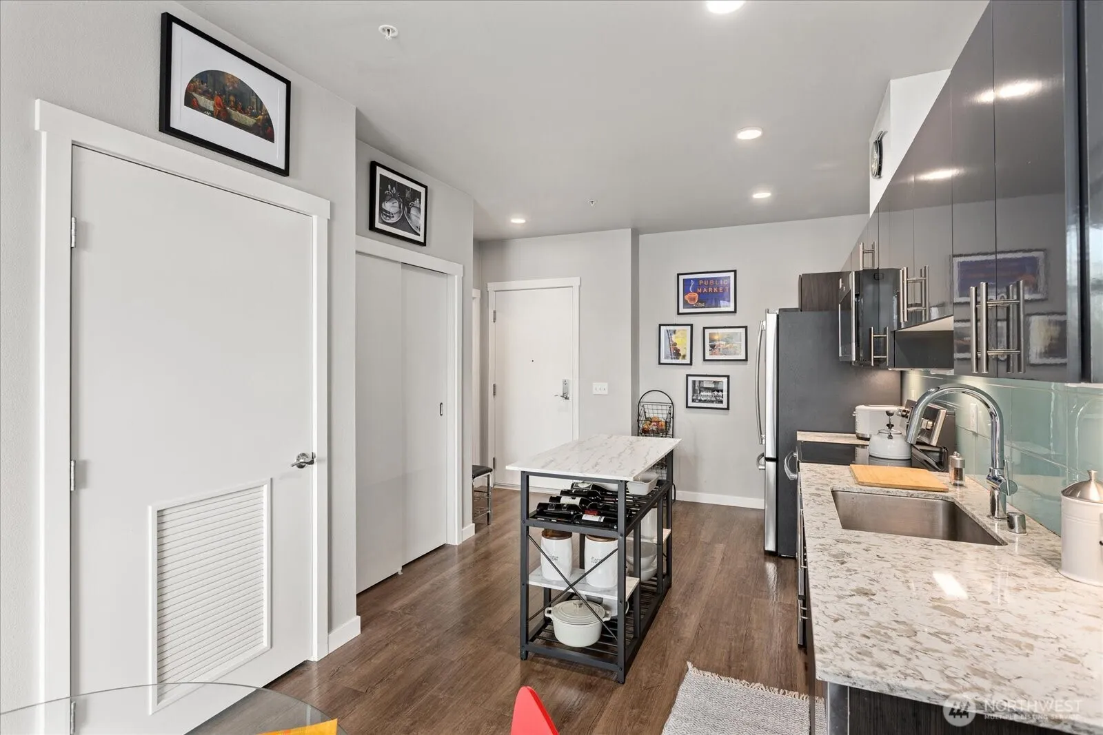 Property photo for 1085 103rd Avenue Ne ##311, Bellevue photo 4