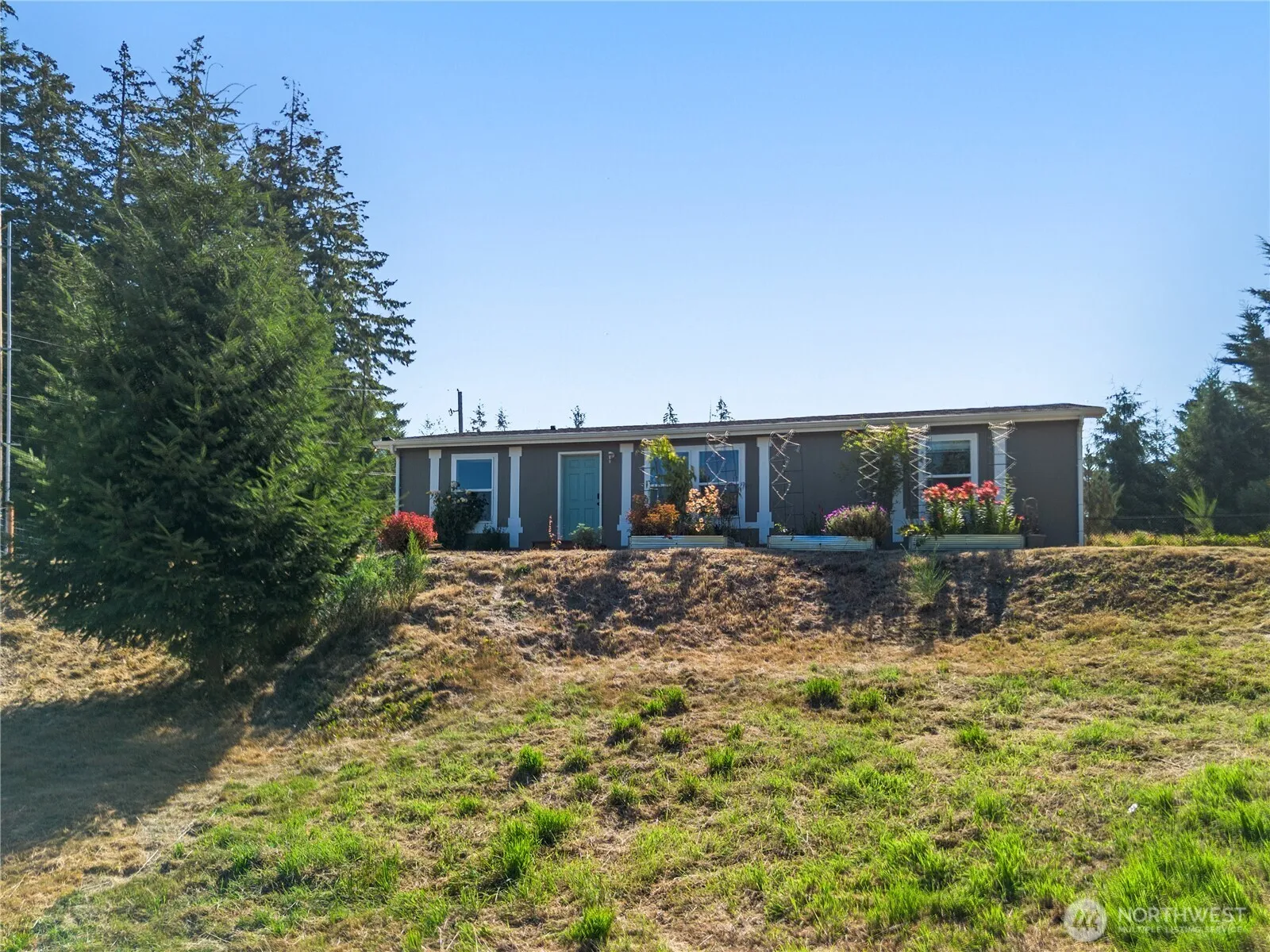 Property photo for 121 E Aspen Place, Shelton photo 2