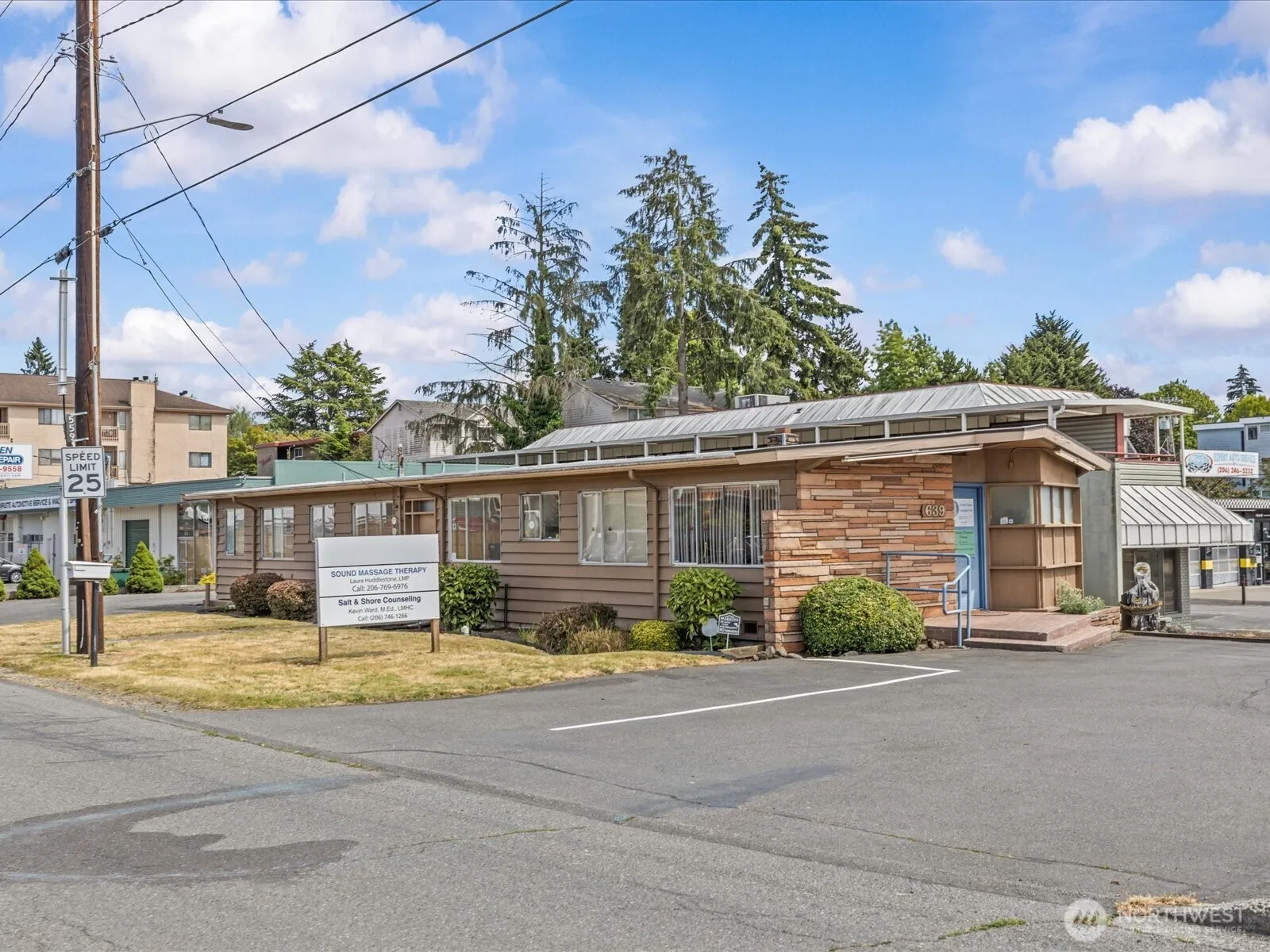 Property photo for 635 Sw 154th Street, Burien photo 3