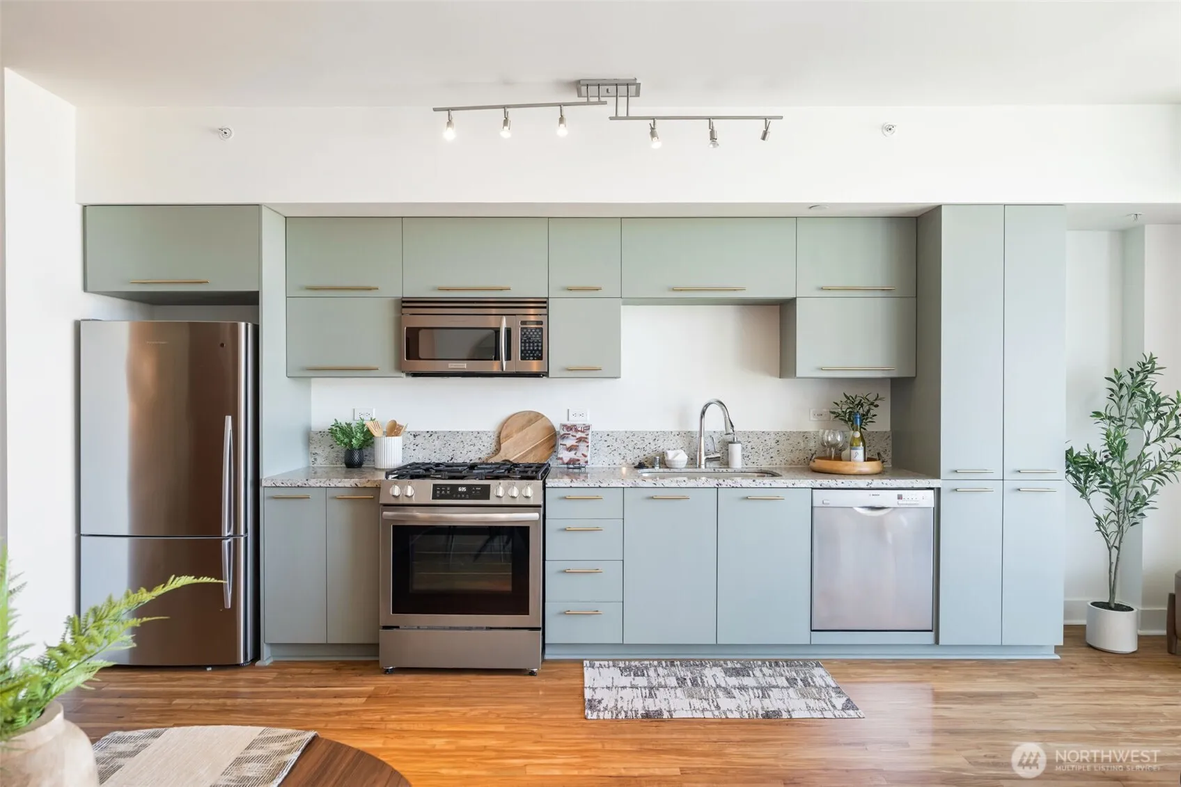 Property photo for 2911 2nd Avenue #1112, Seattle photo 3