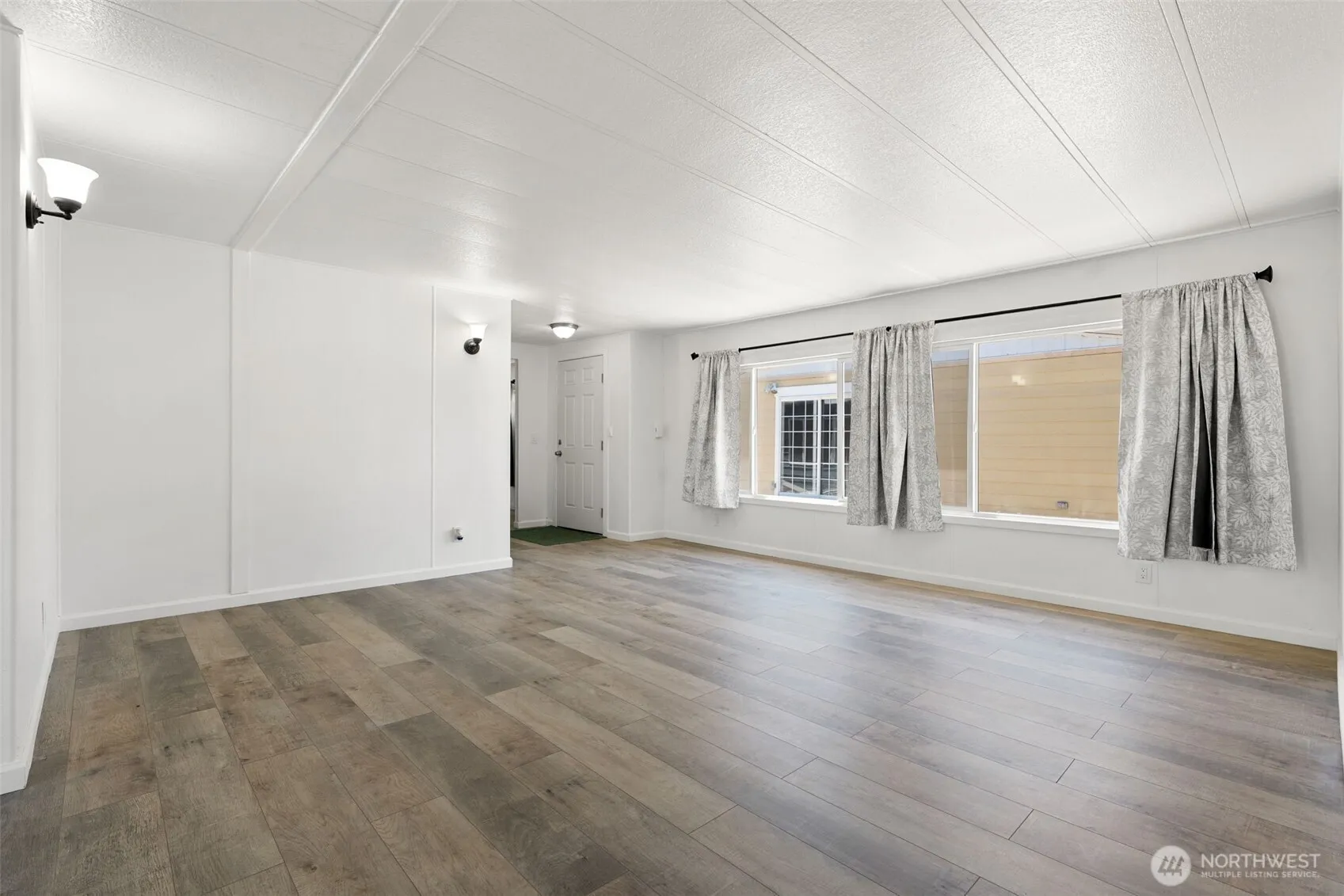 Property photo for 1900 Broadway Avenue #11, Hoquiam photo 3