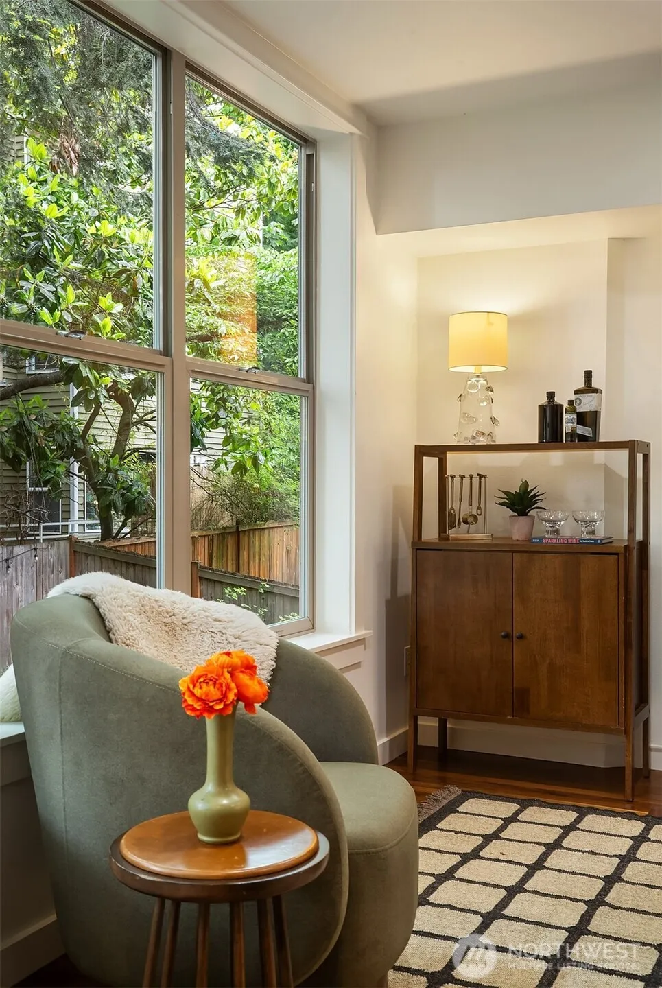 Property photo for 3425 Meridian Avenue N, Seattle photo 5