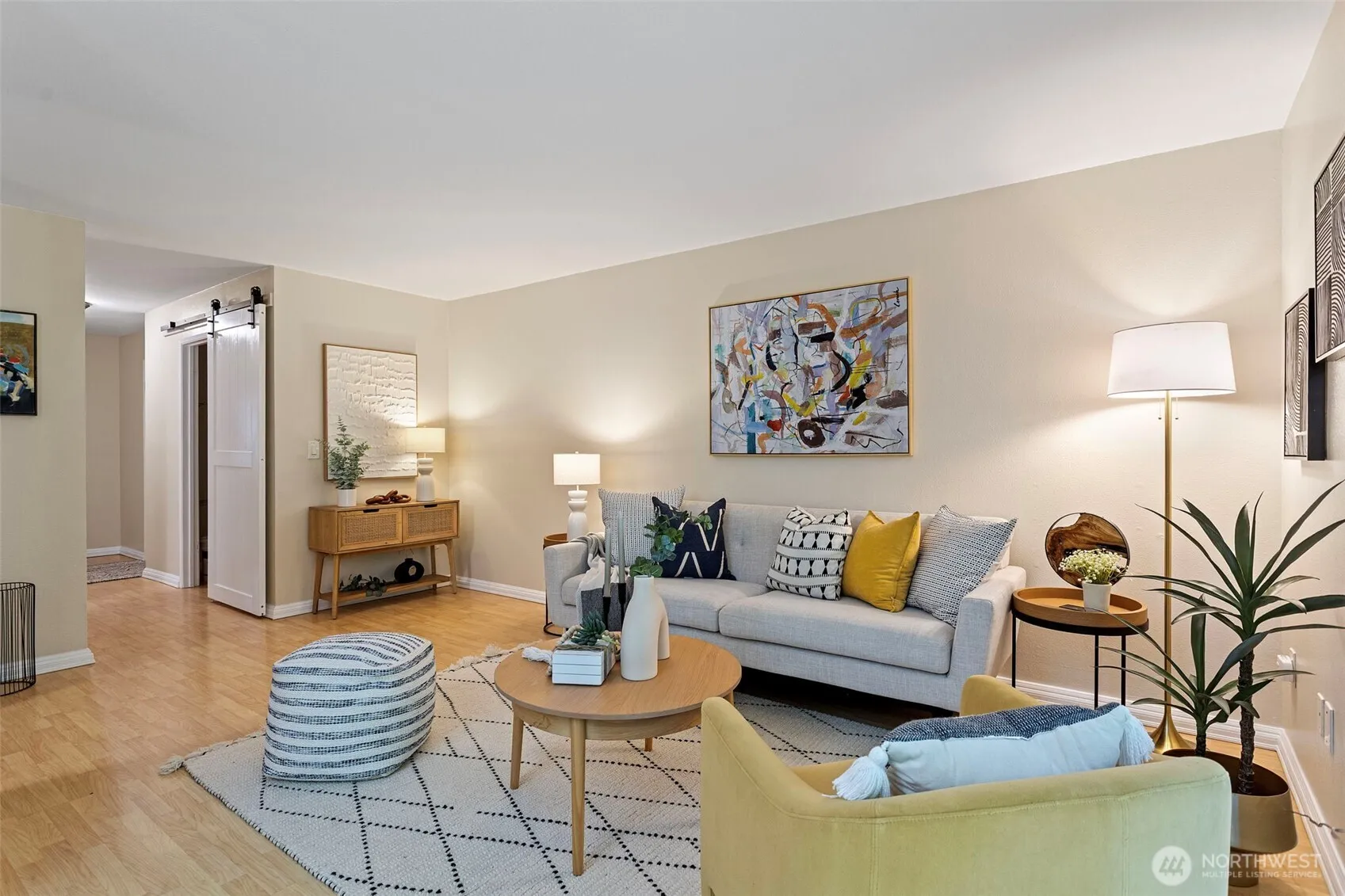 Property photo for 12510 Ne 130th Way #b101, Kirkland photo 2