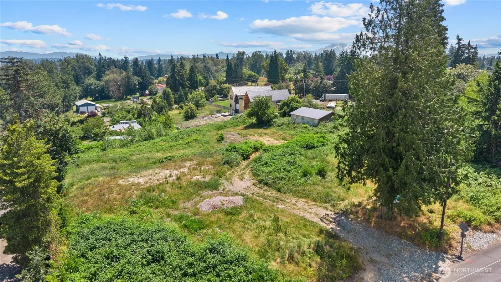 Property photo for 1701 112th Avenue E, Edgewood photo 4