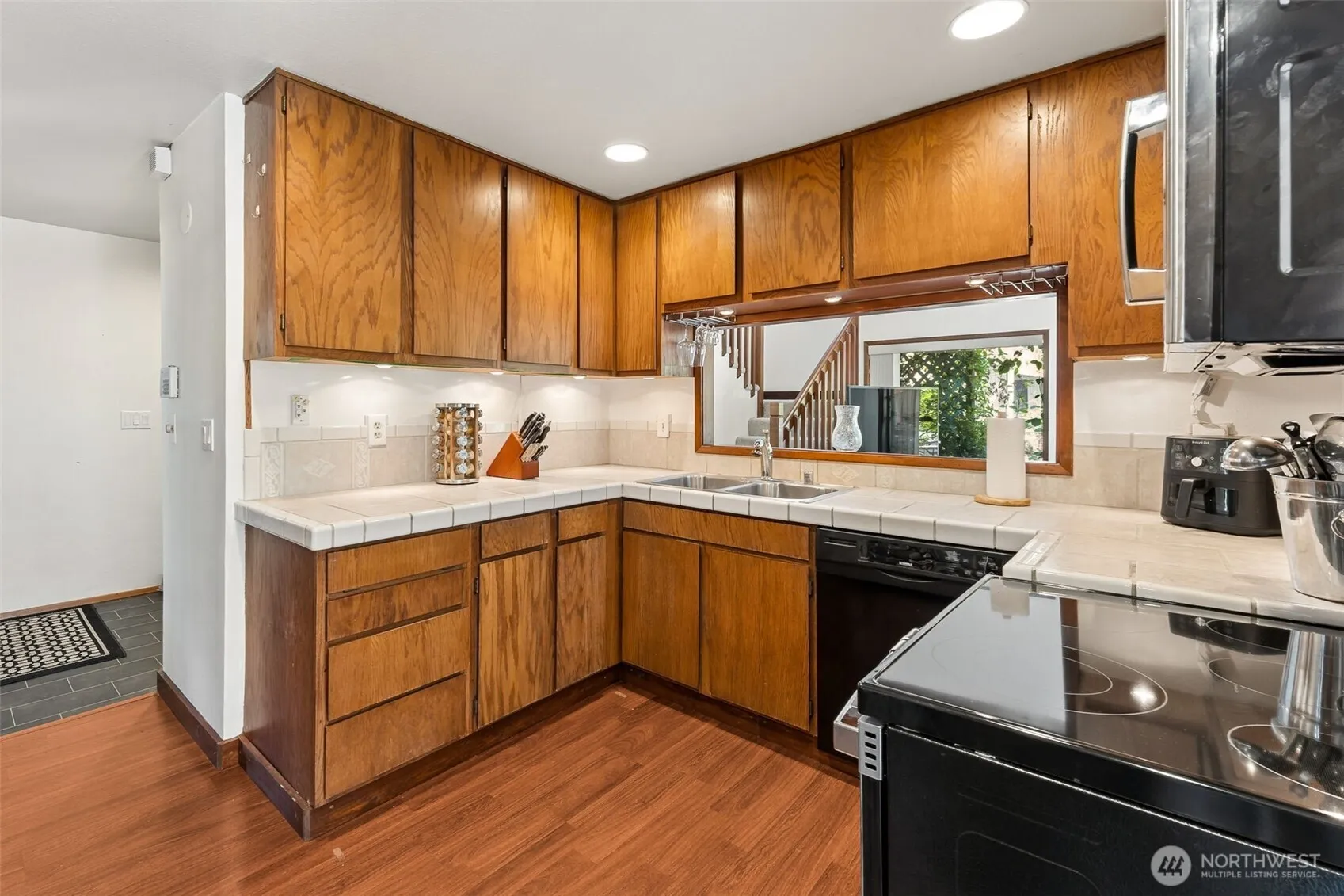 Property photo for 2407 Se 8th Place, Renton photo 5